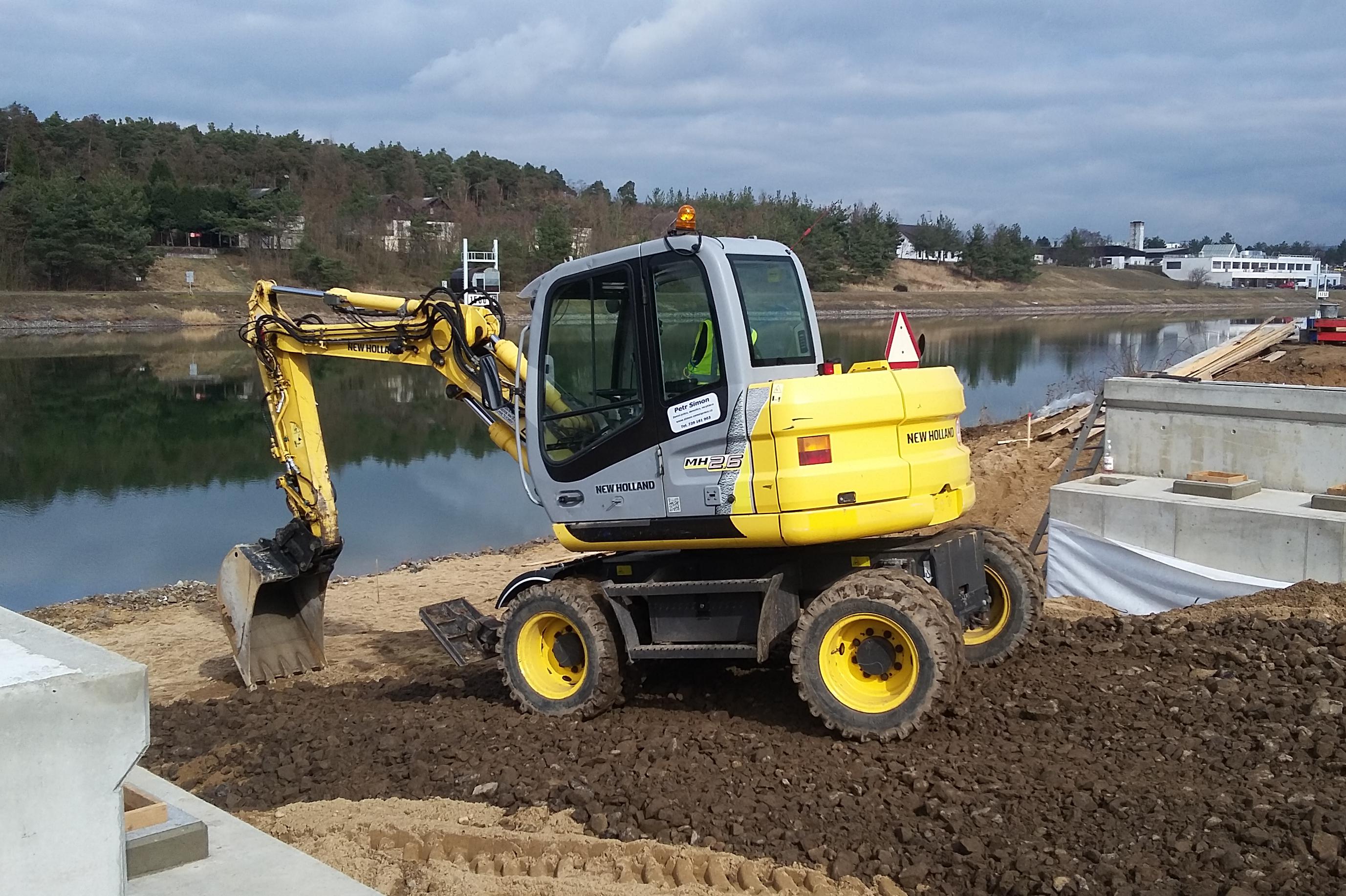 Petr Simon - zemní práce foto 1