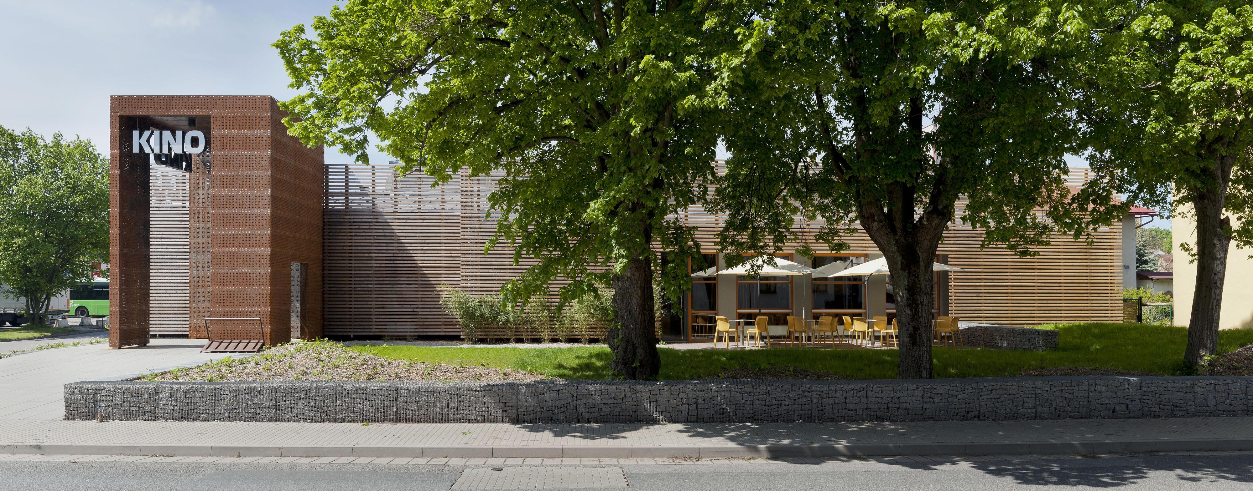 Kino Lomnice nad Popelkou foto 3