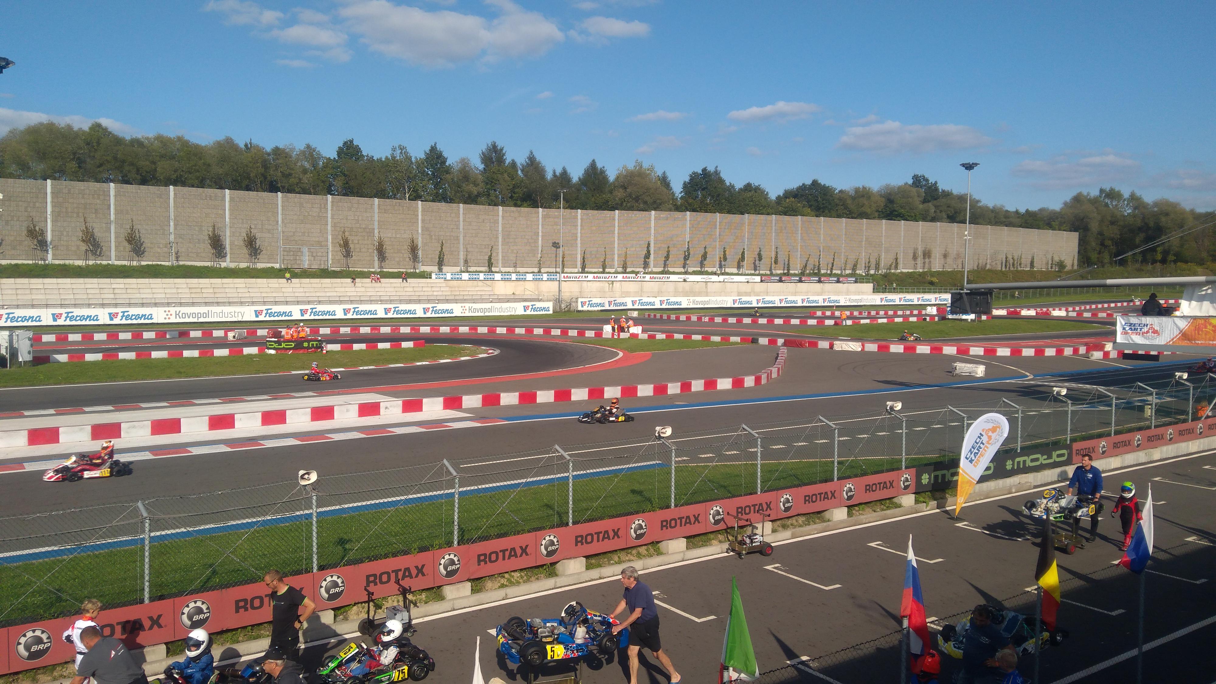 STEEL RING TŘINEC foto 4