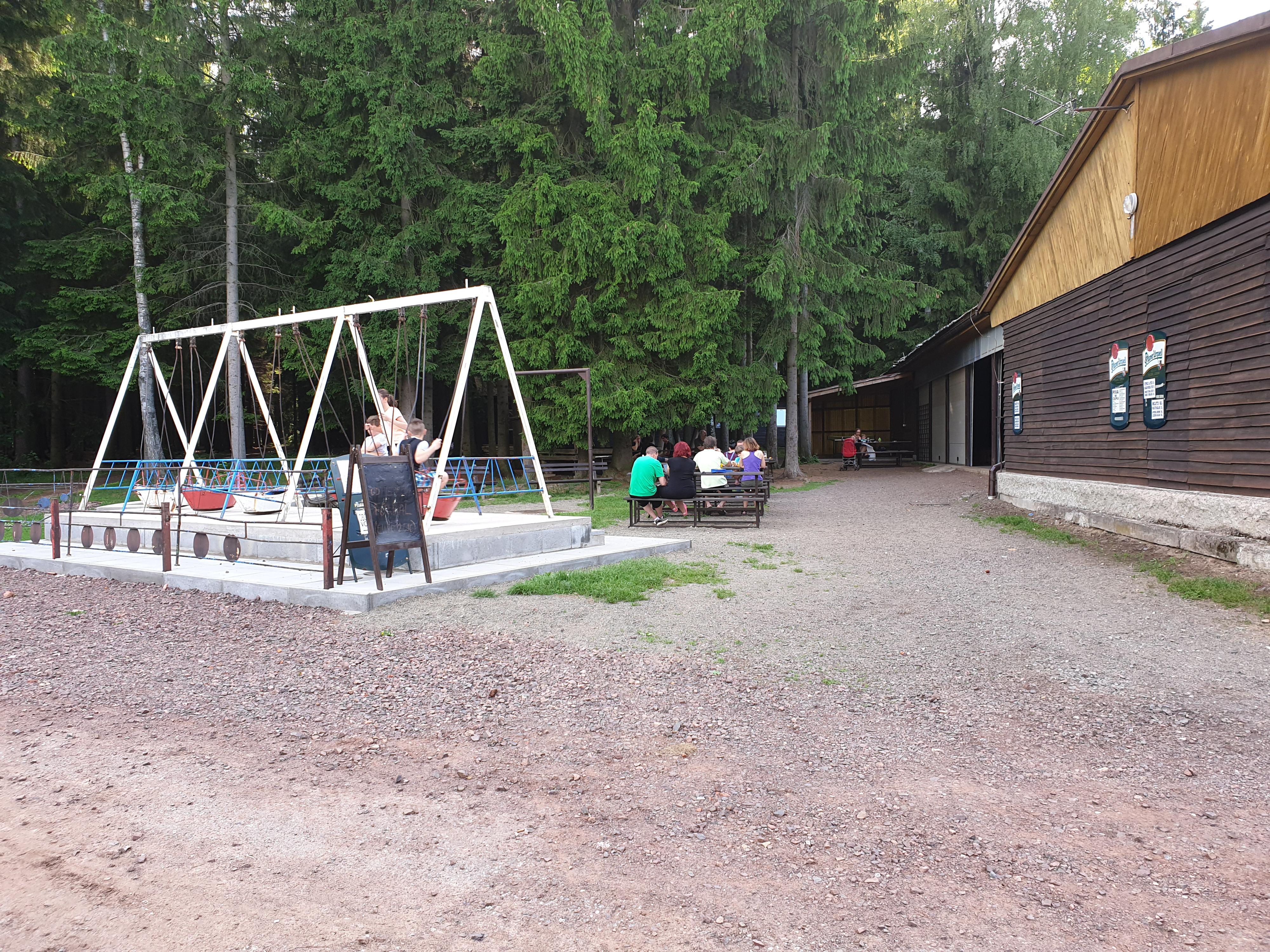 Občerstvení v chatovém areálu foto 6