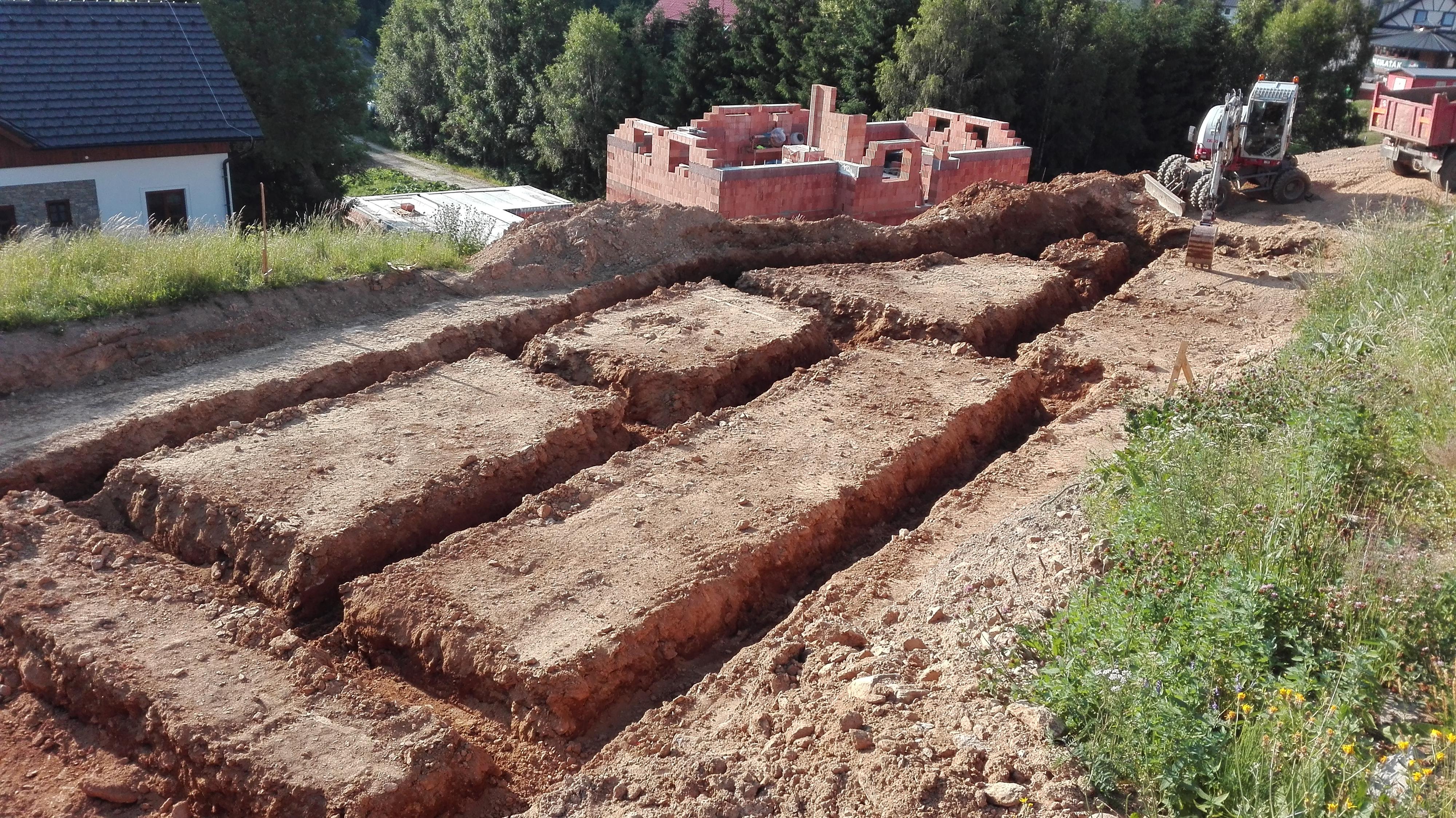 Lukáš Ceh Zemní práce a autodoprava foto 6