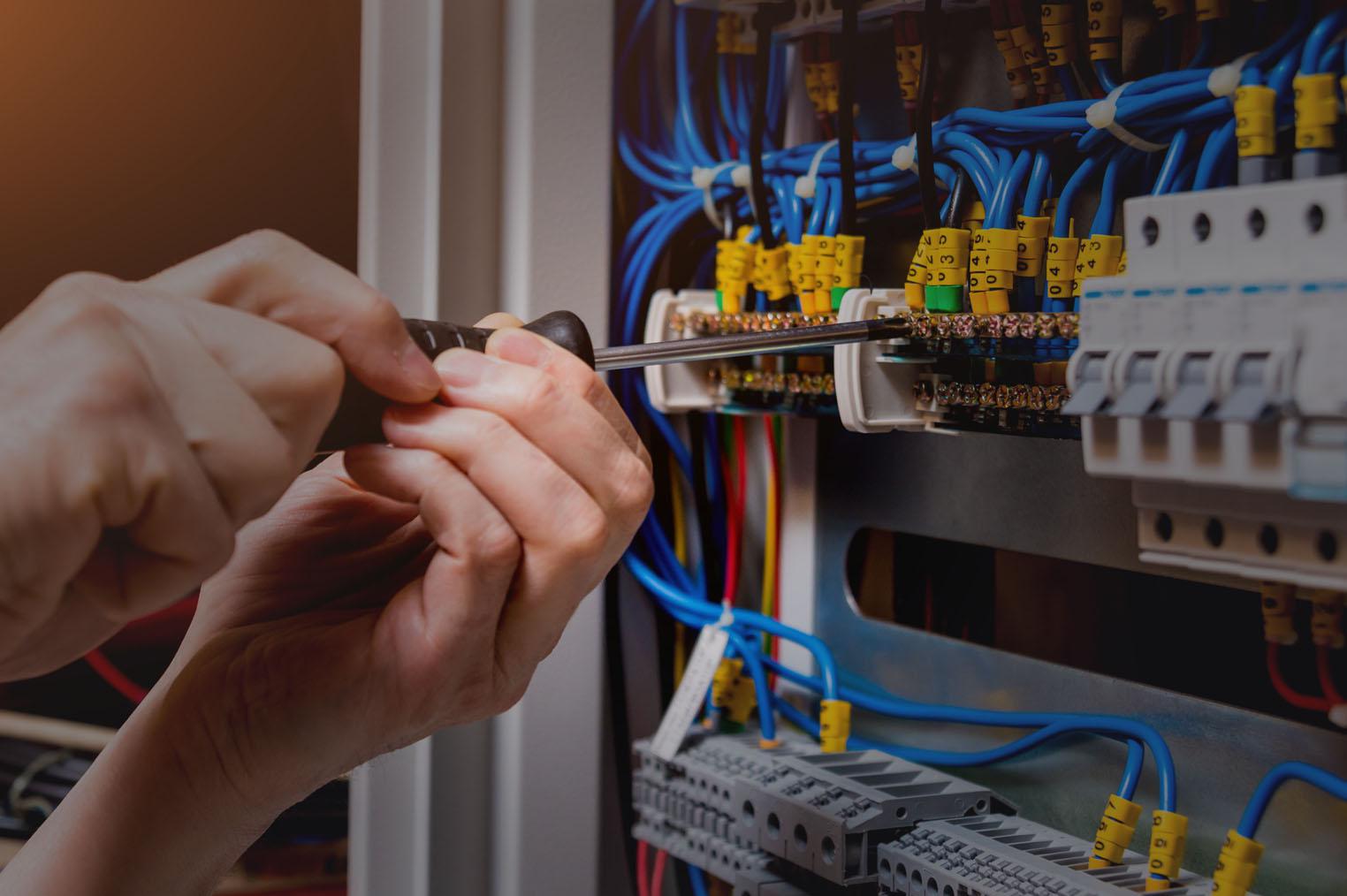 Elektroinstalační práce - ZT energy s.r.o.