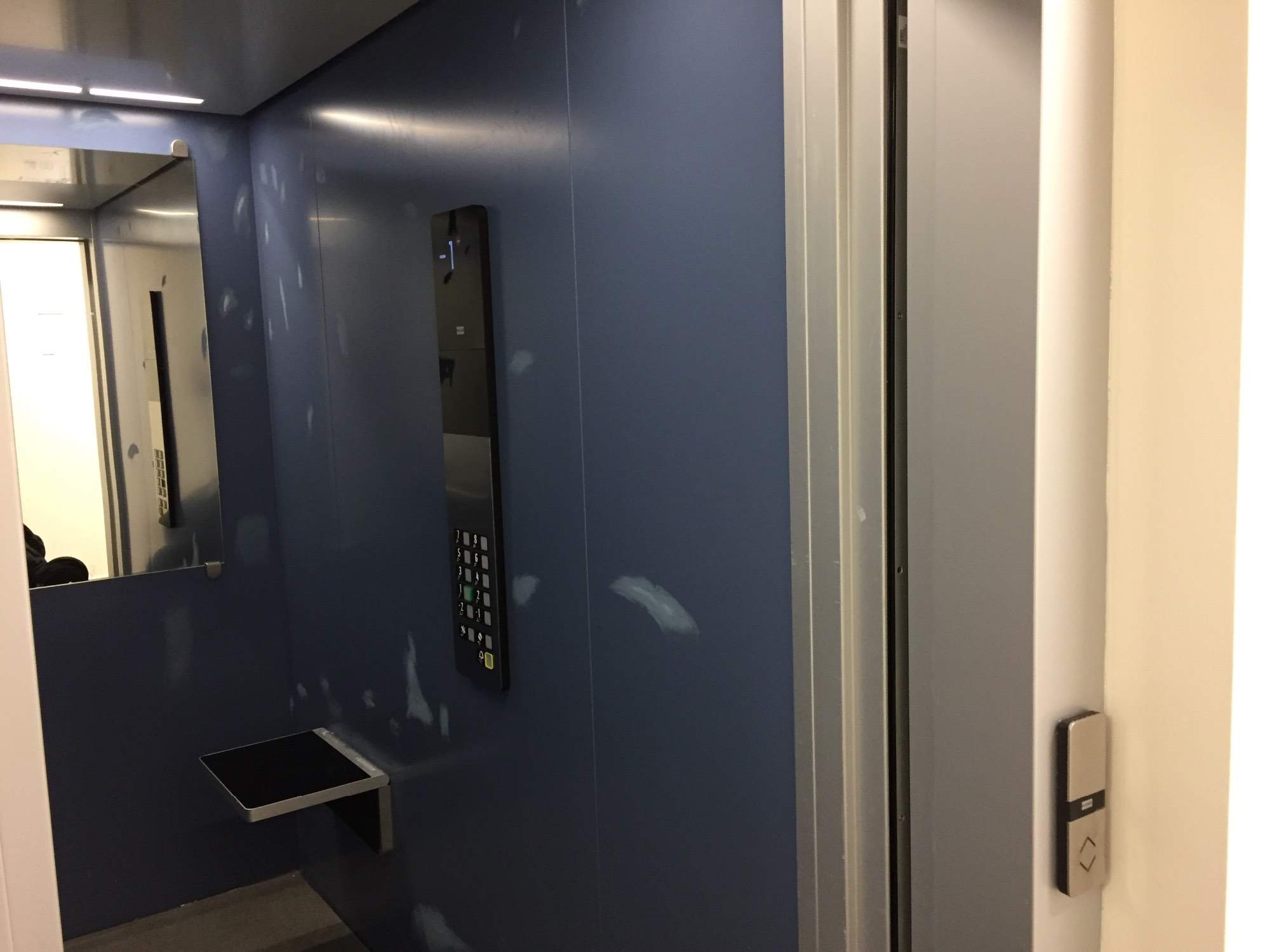 KM-LAK, s.r.o. foto 4