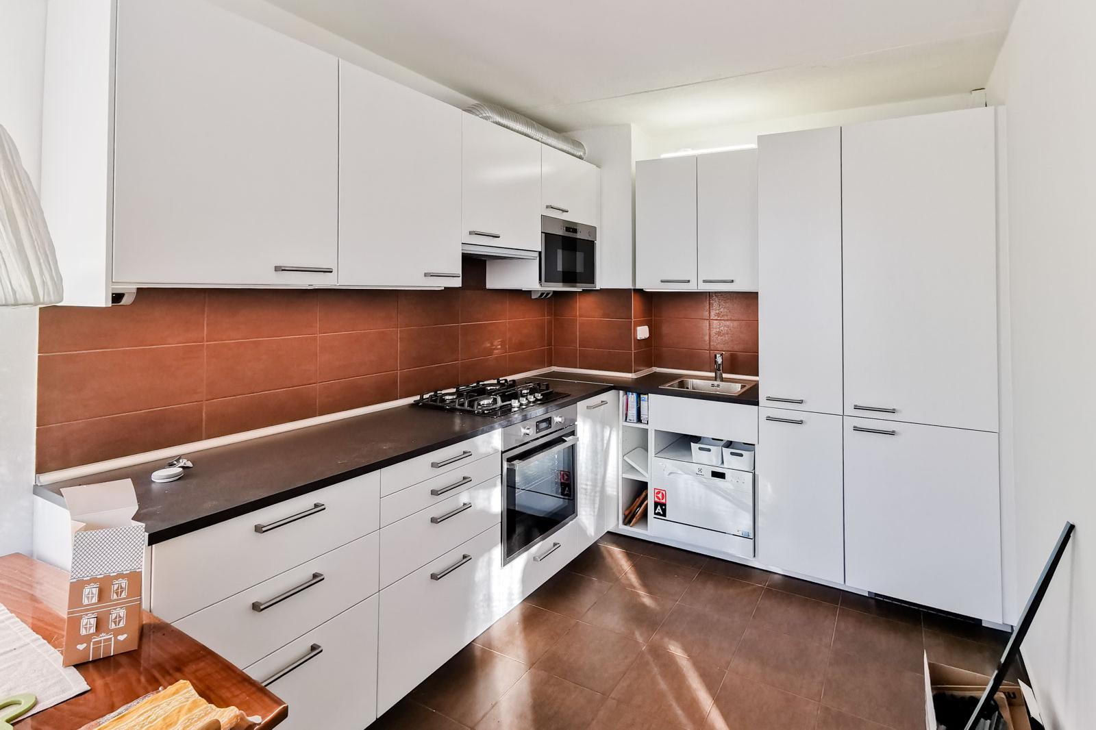 Zuzana Jungová - Montáž kuchyně a nábytku IKEA