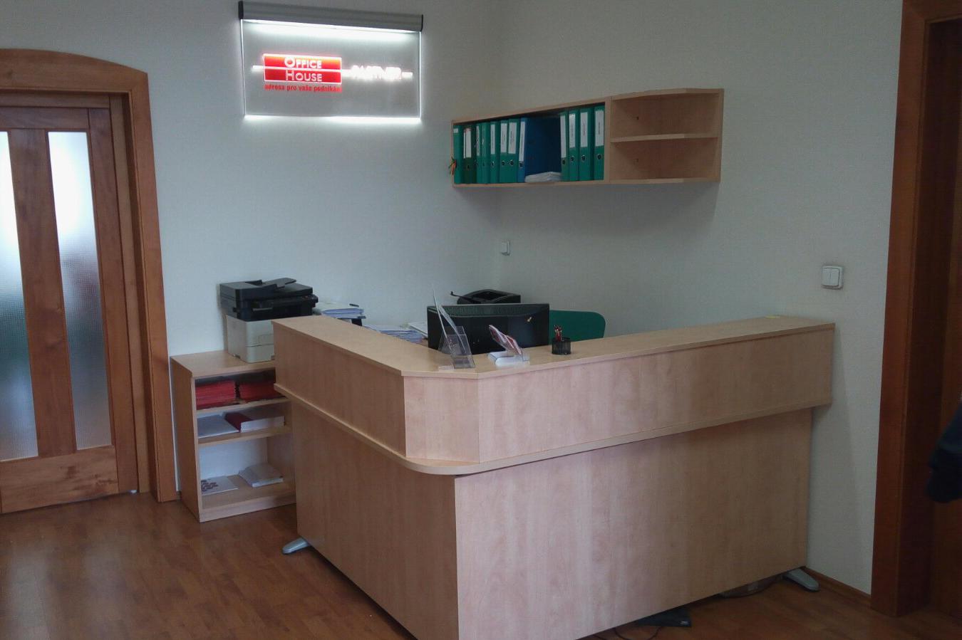 OFFICE HOUSE PARTNER