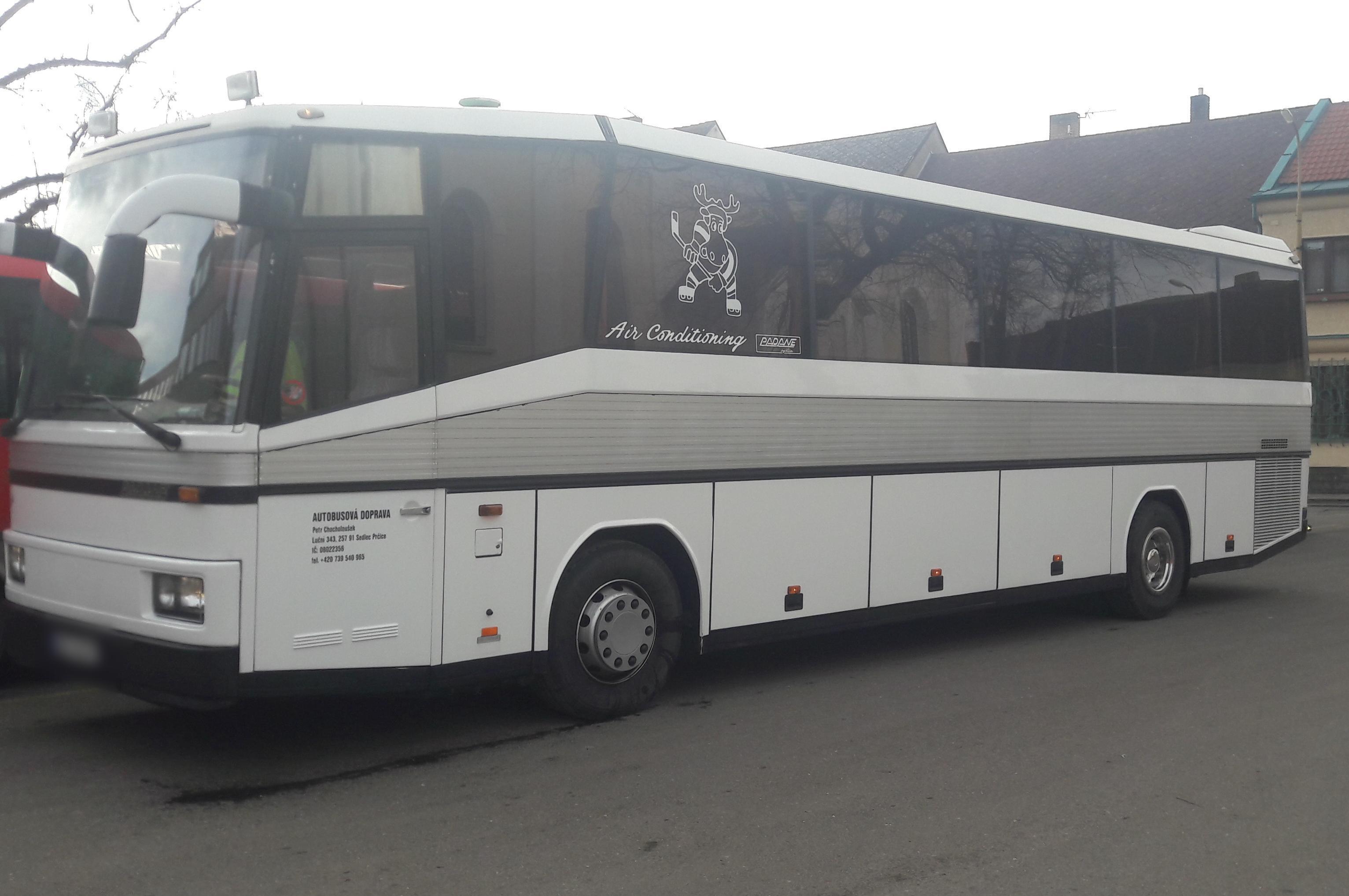 Autobusova doprava Petr Chocholoušek