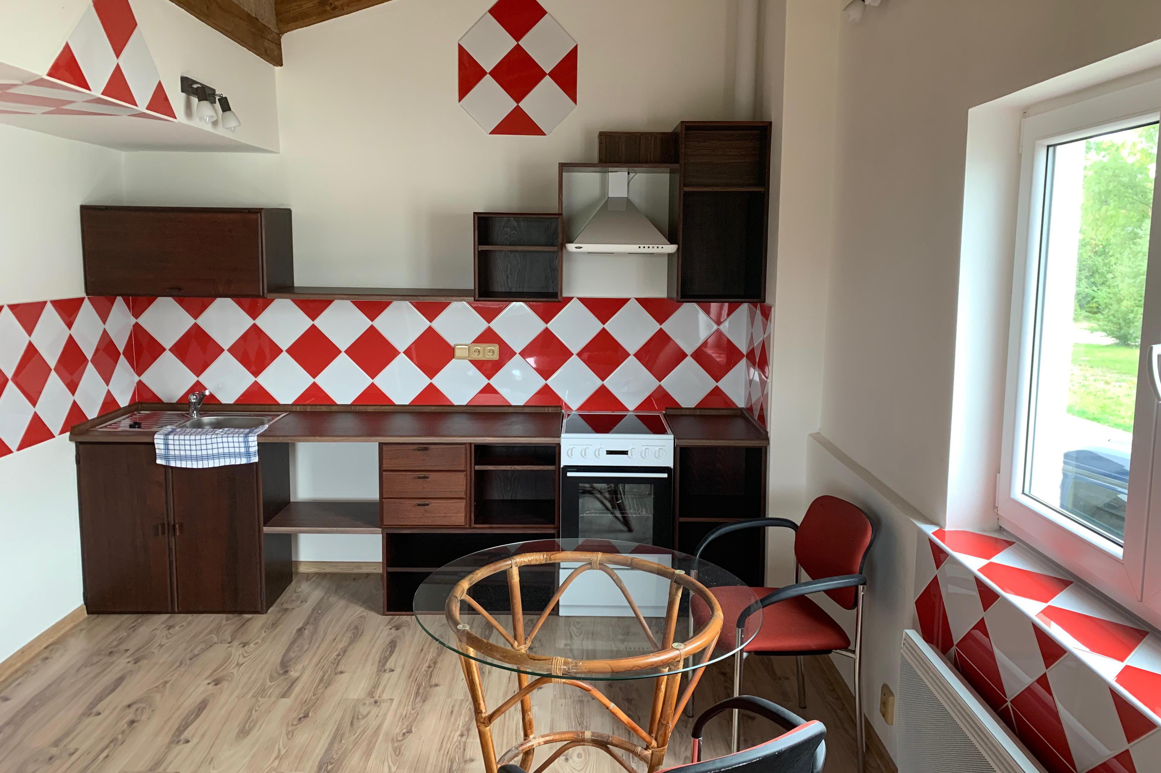 Dlouhodobé ubytování Úžice