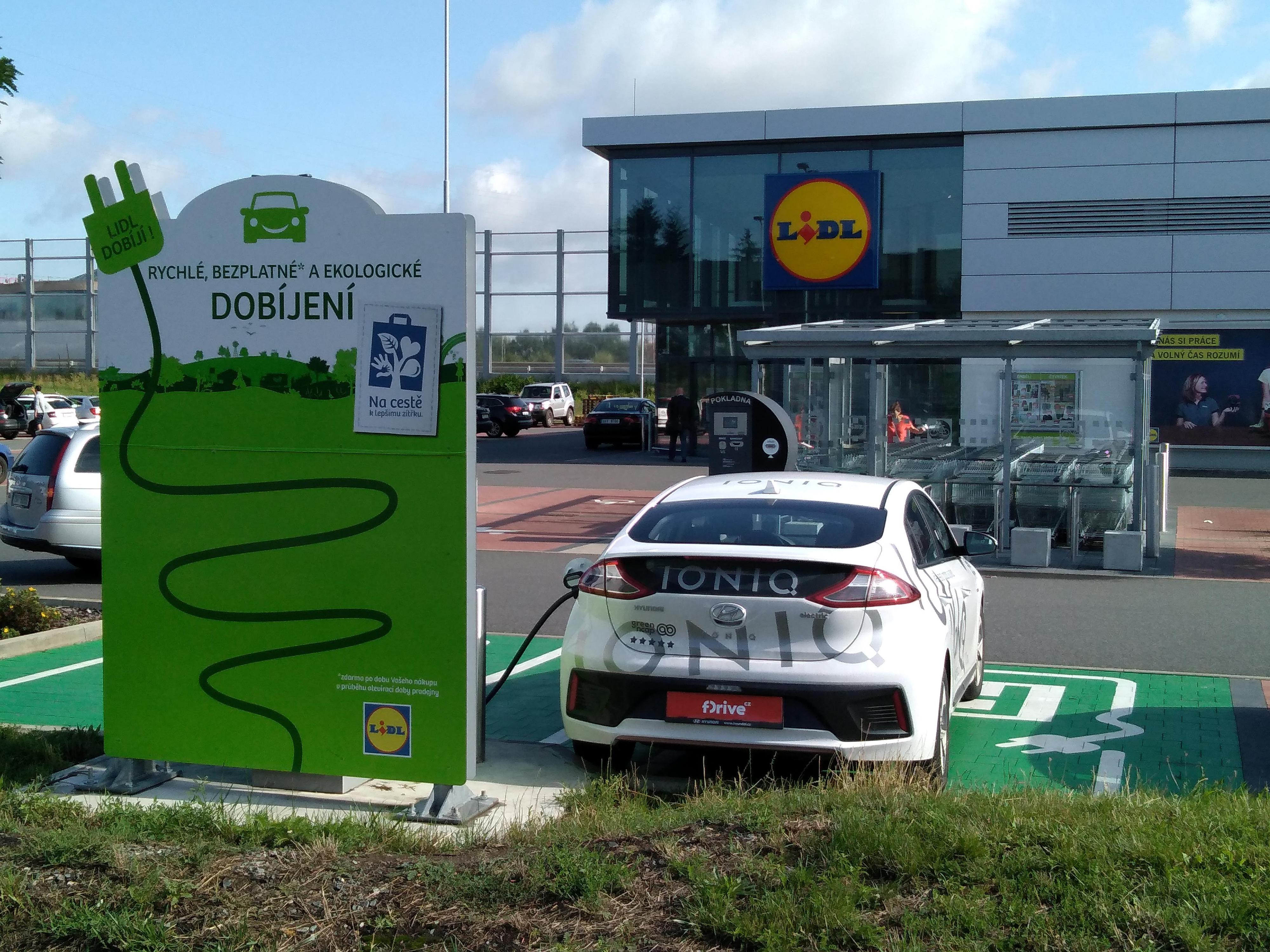 Nabíjecí stanice Lidl foto 2