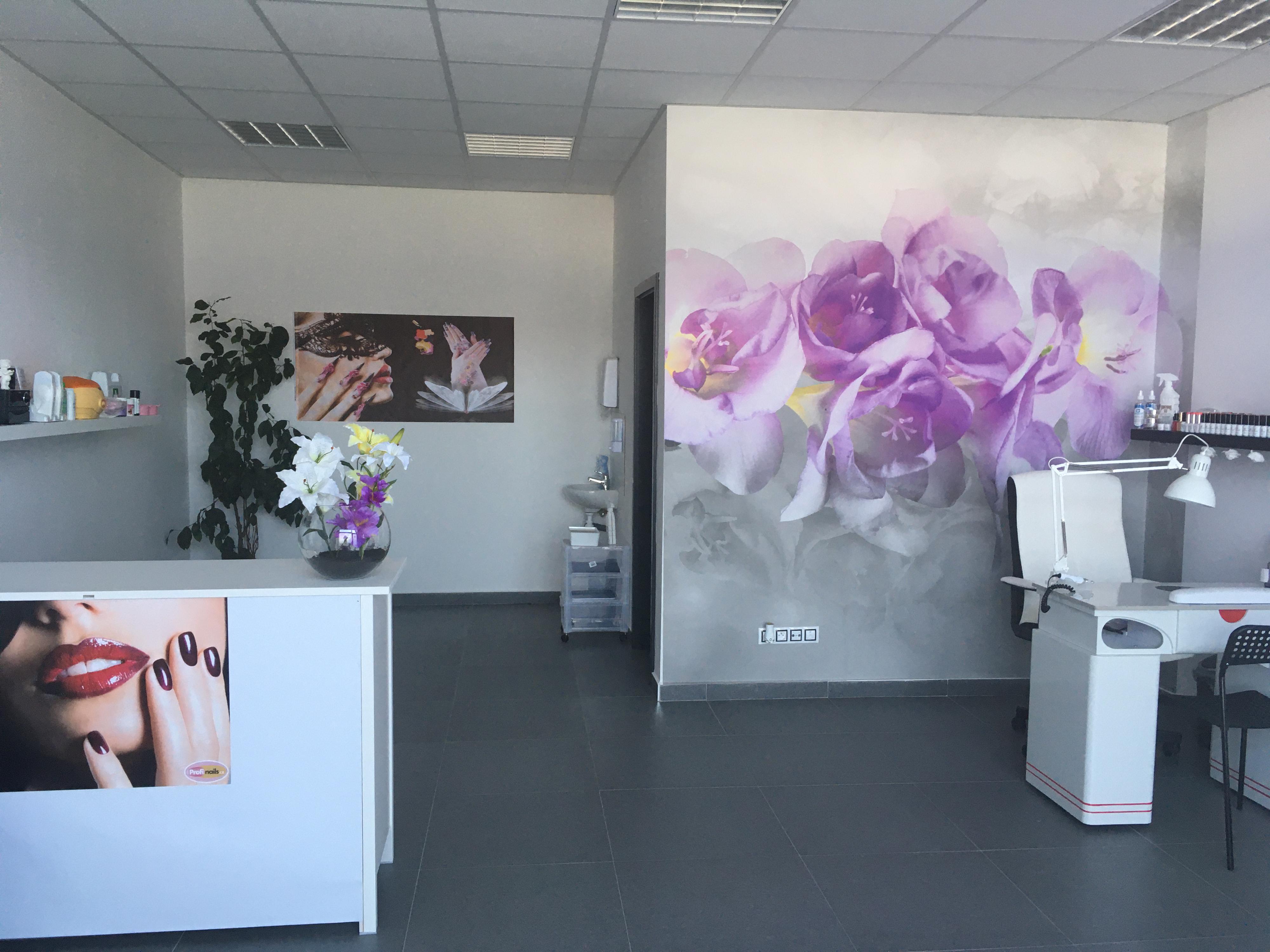 Nehtové studio u kruhového objezdu foto 4
