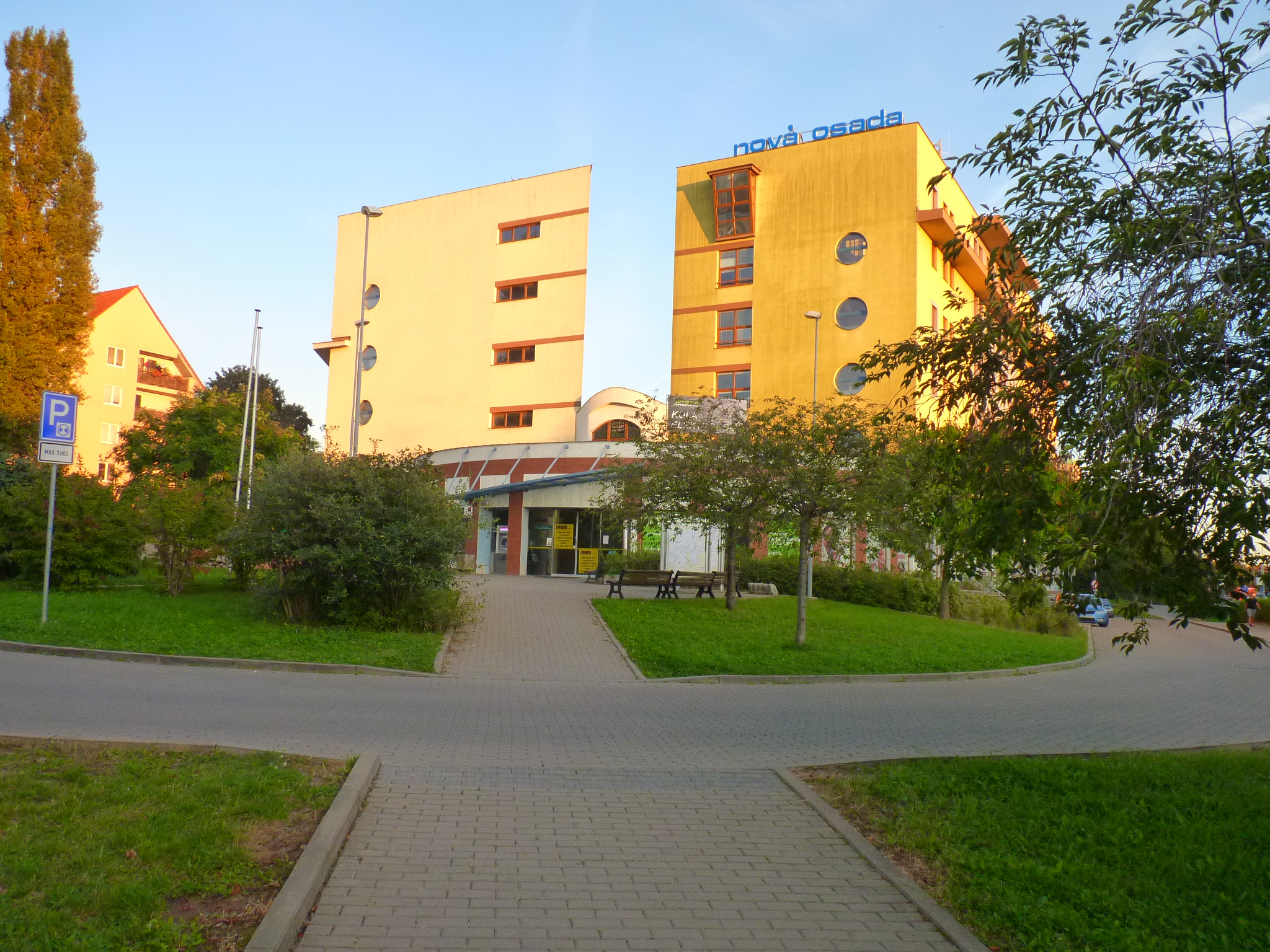 Úřad městské části Brno-Židenice foto 5