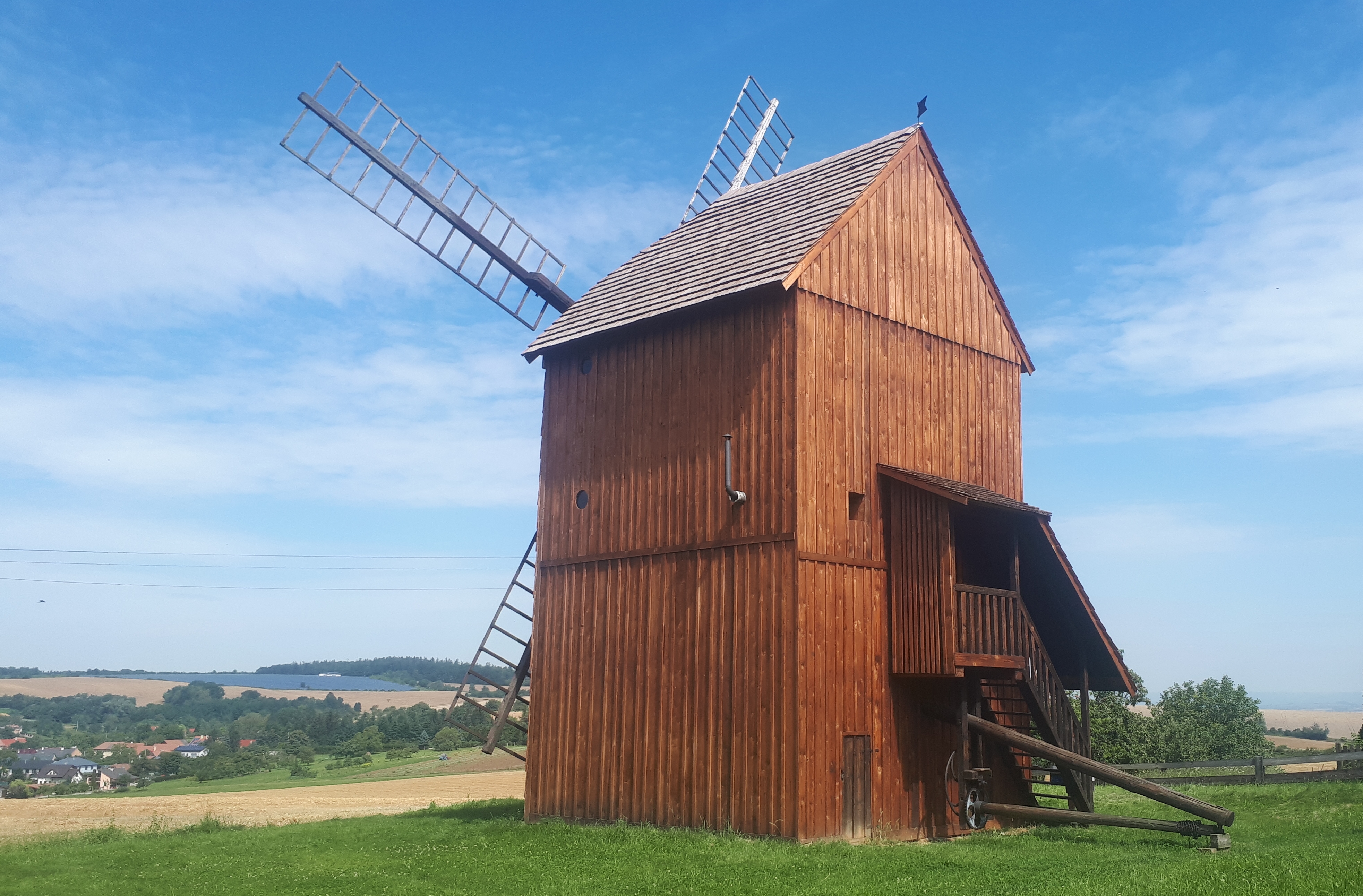 Větrný mlýn Velké Těšany foto 3