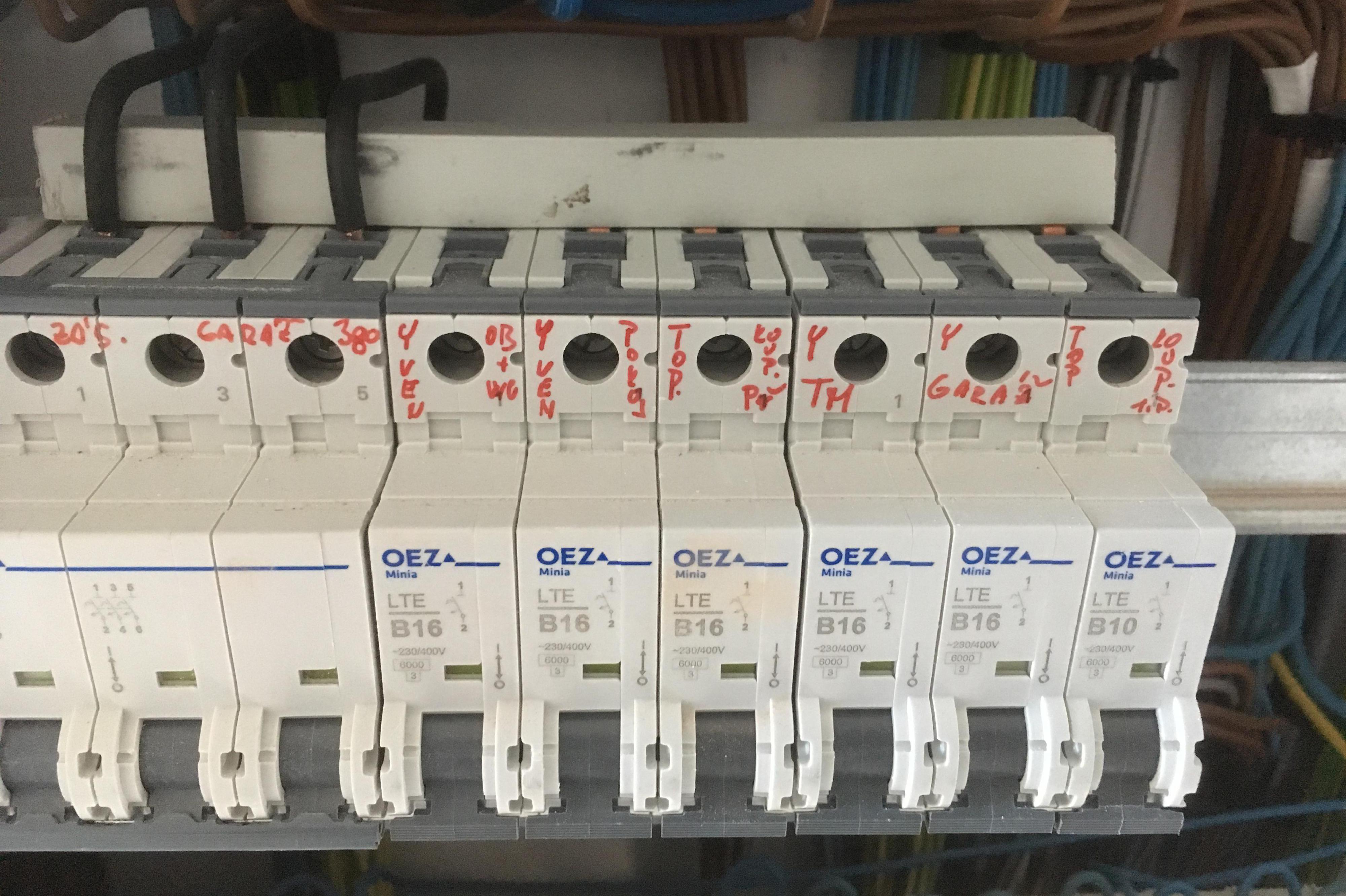 Imrich Beck elektroinstalace foto 1