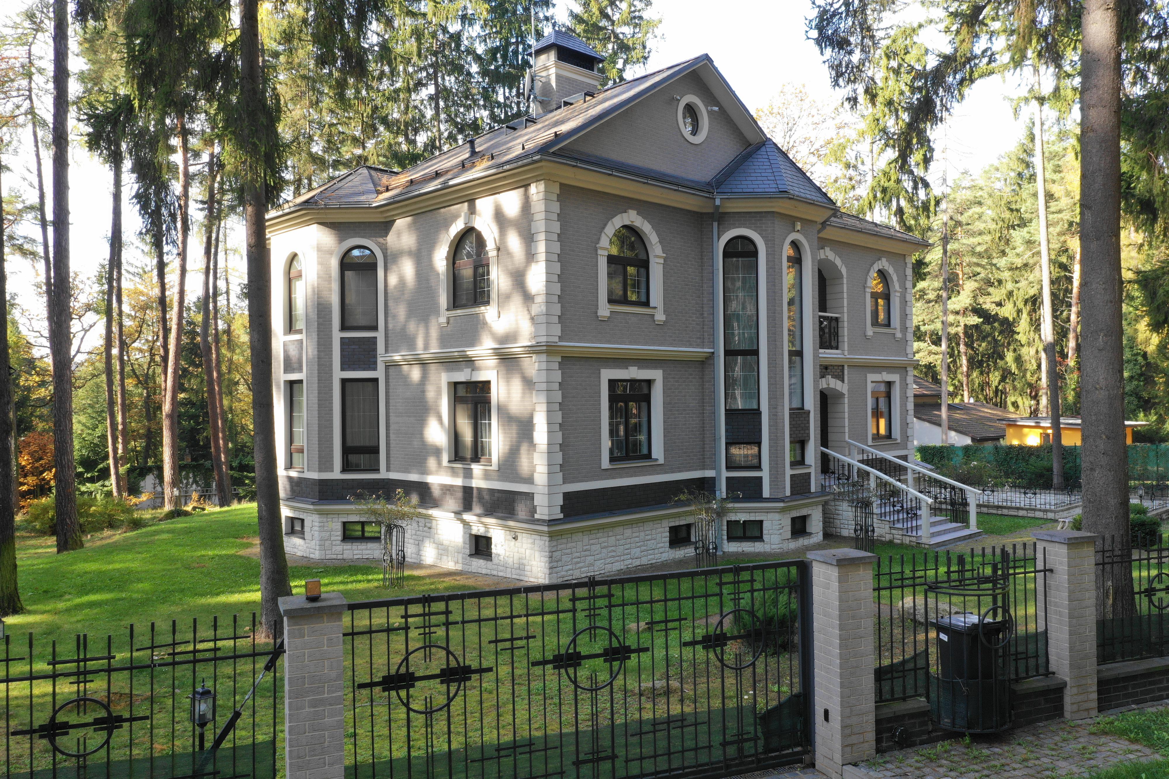 VANĚK & Partners REAL ESTATE foto 3