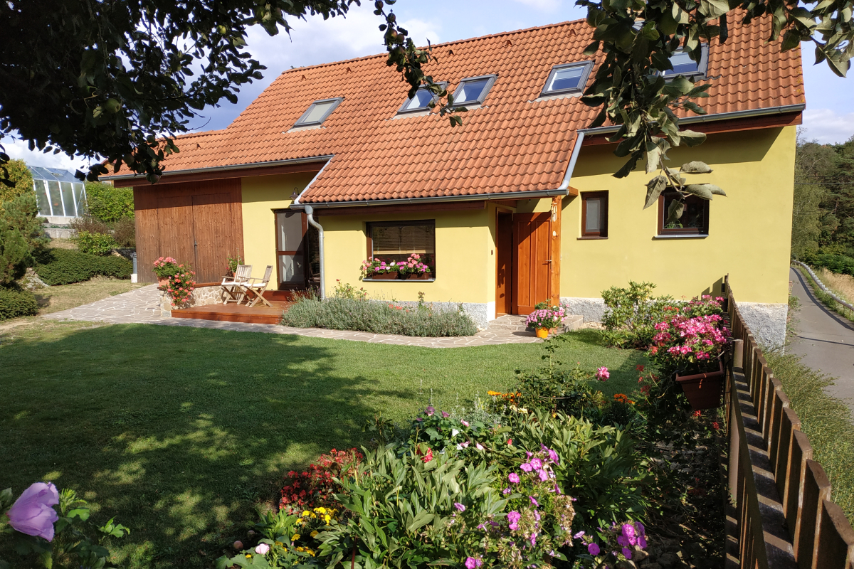 Atelier Renata Rubešová.