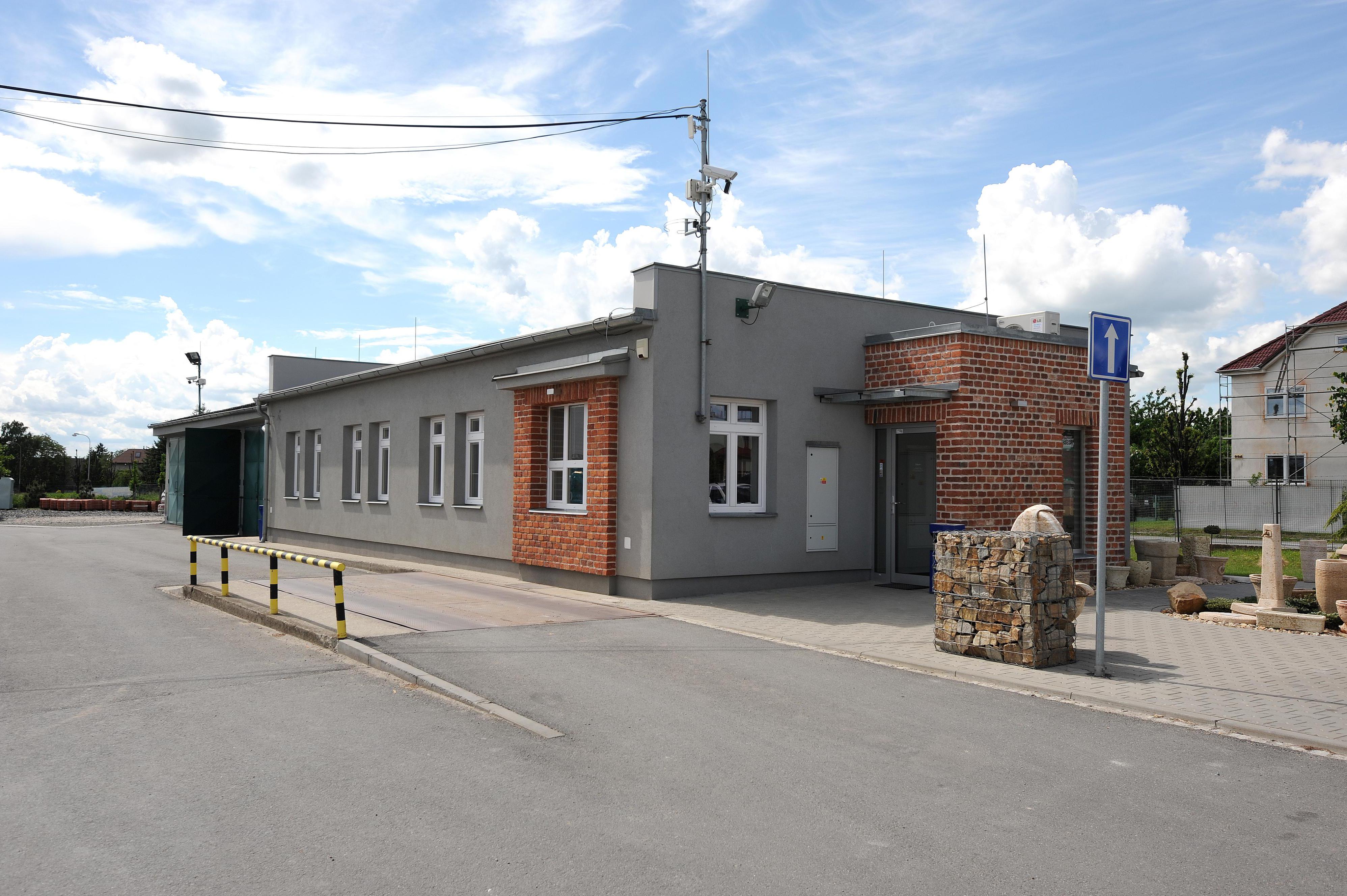 Paliva Holešov, spol. s r.o.