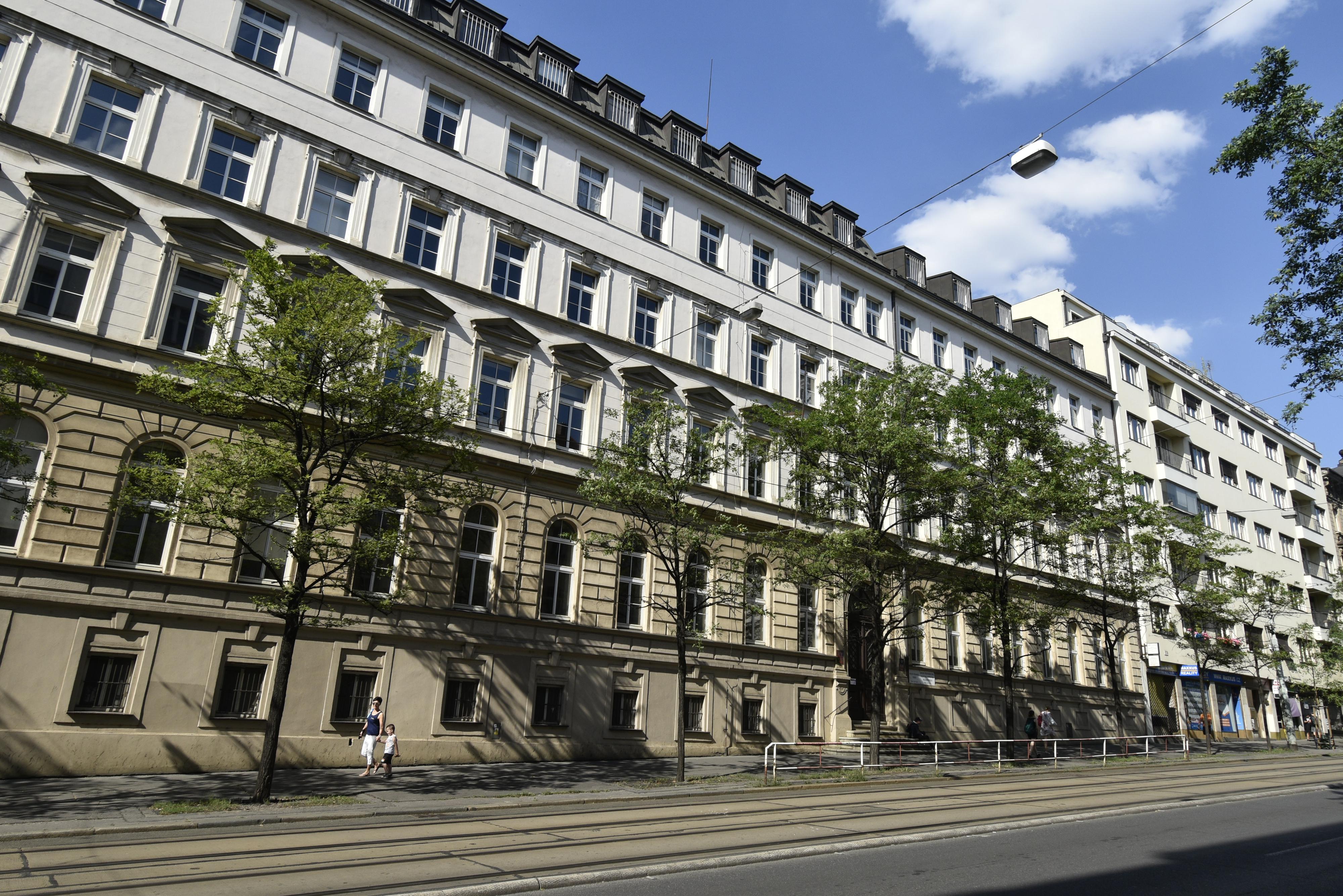 MŠ pro sluchově postižené, Praha 2 foto 2