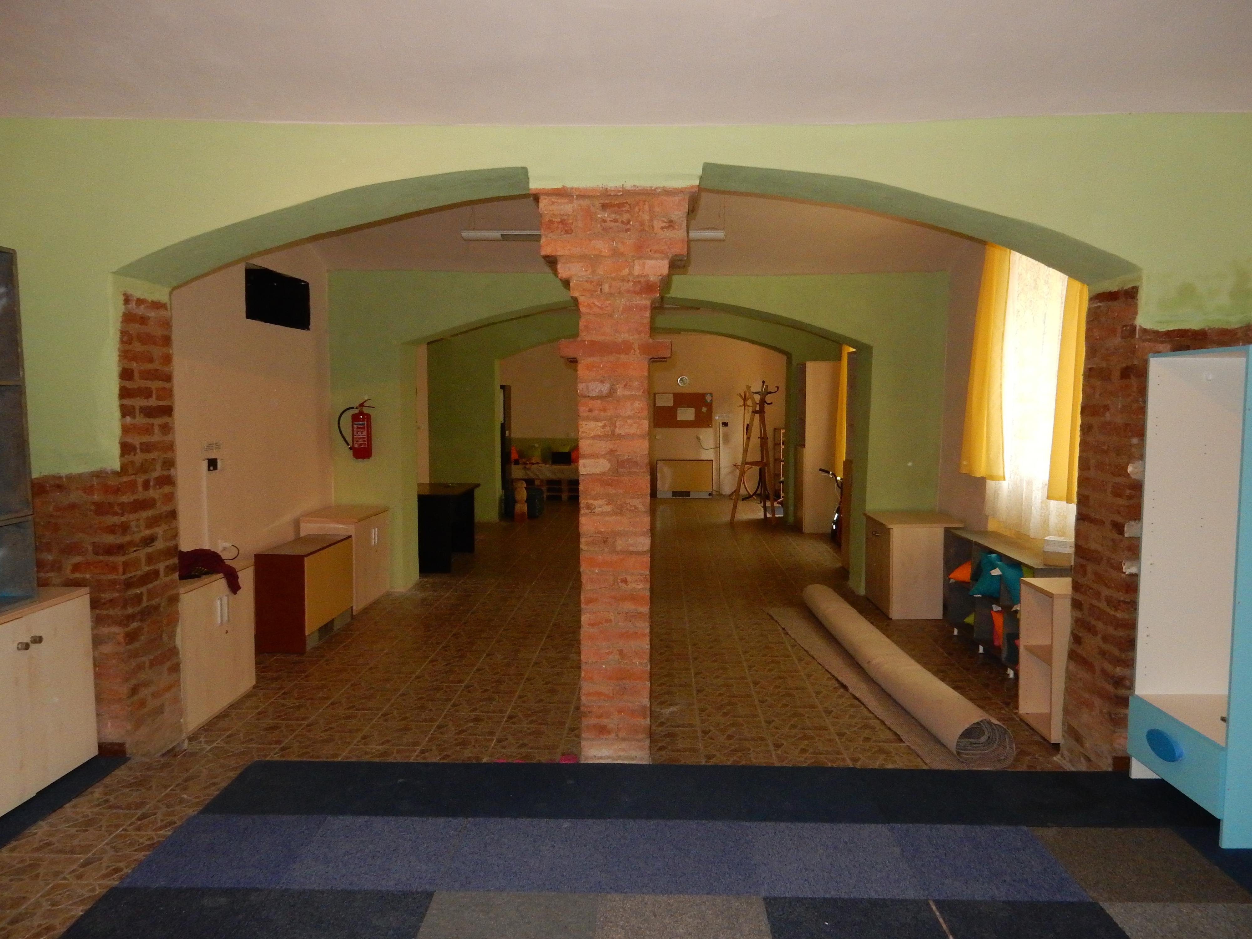 Neobyčejná klubovna foto 4