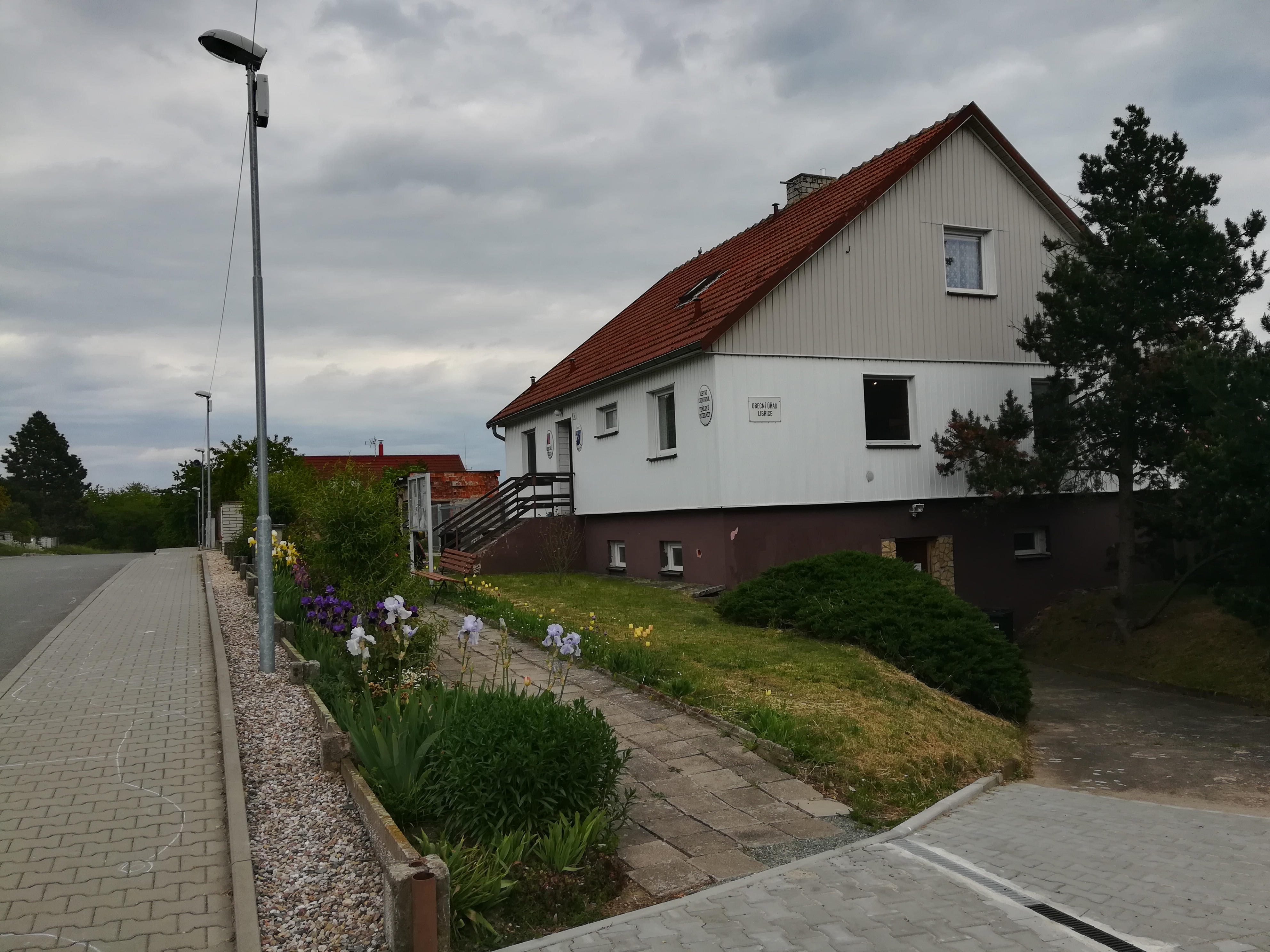 Libřice - obecní úřad foto 2