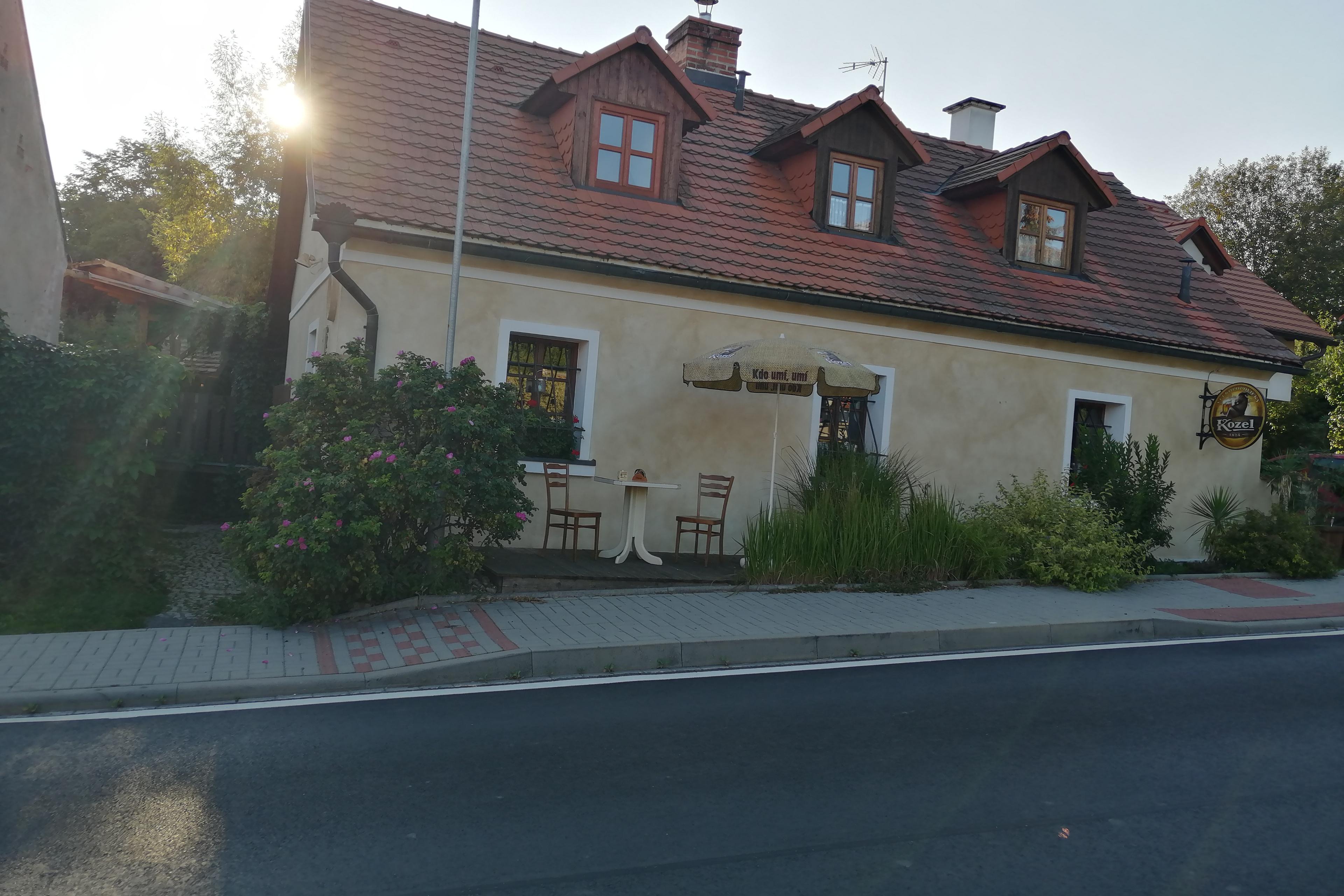 Hospůdka na tahu foto 1