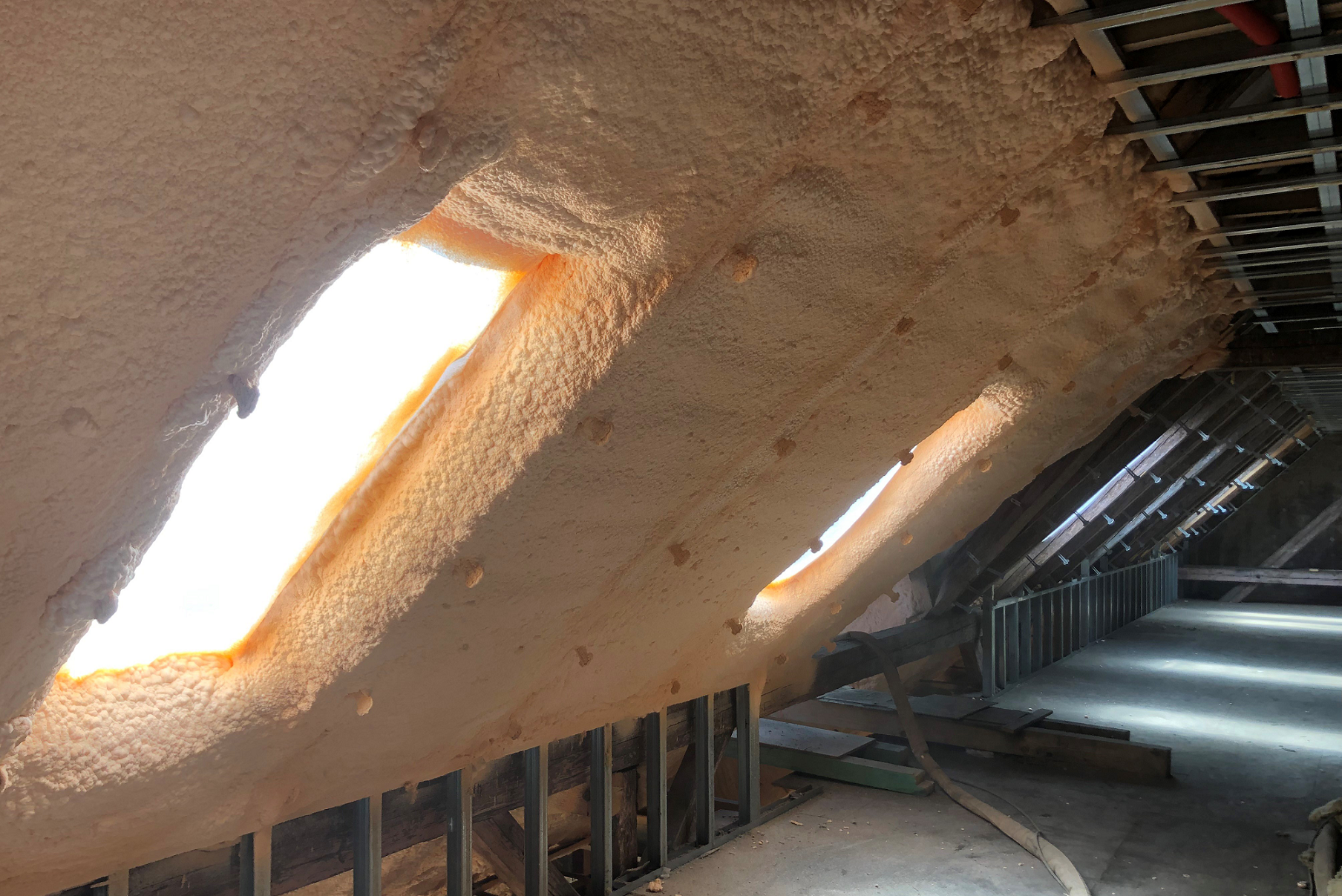 HOME STUDIO - STŘÍKANÁ PĚNOVÁ IZOLACE (HS PĚNOVÁ IZOLACE) foto 4