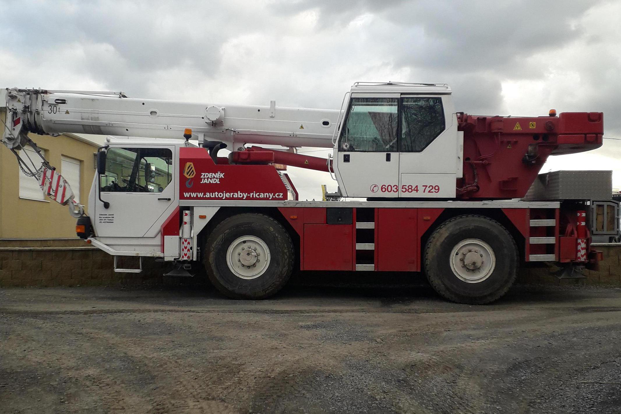 Autojeřáby Říčany