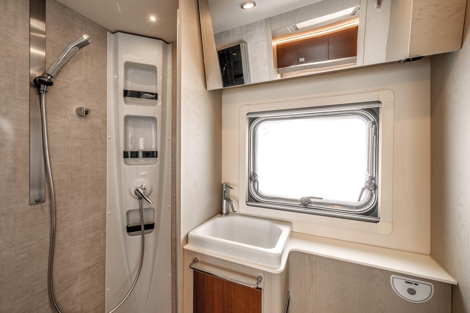 SuBydlík - půjčovna obytného vozu foto 2