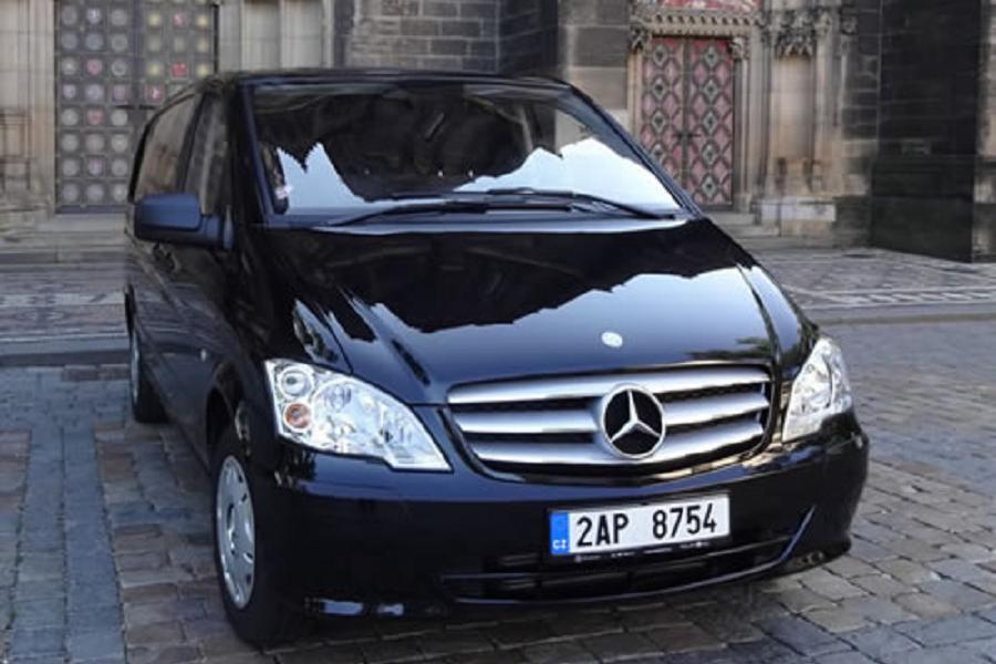 Sjednání pohřbu po telefonu nebo on-line