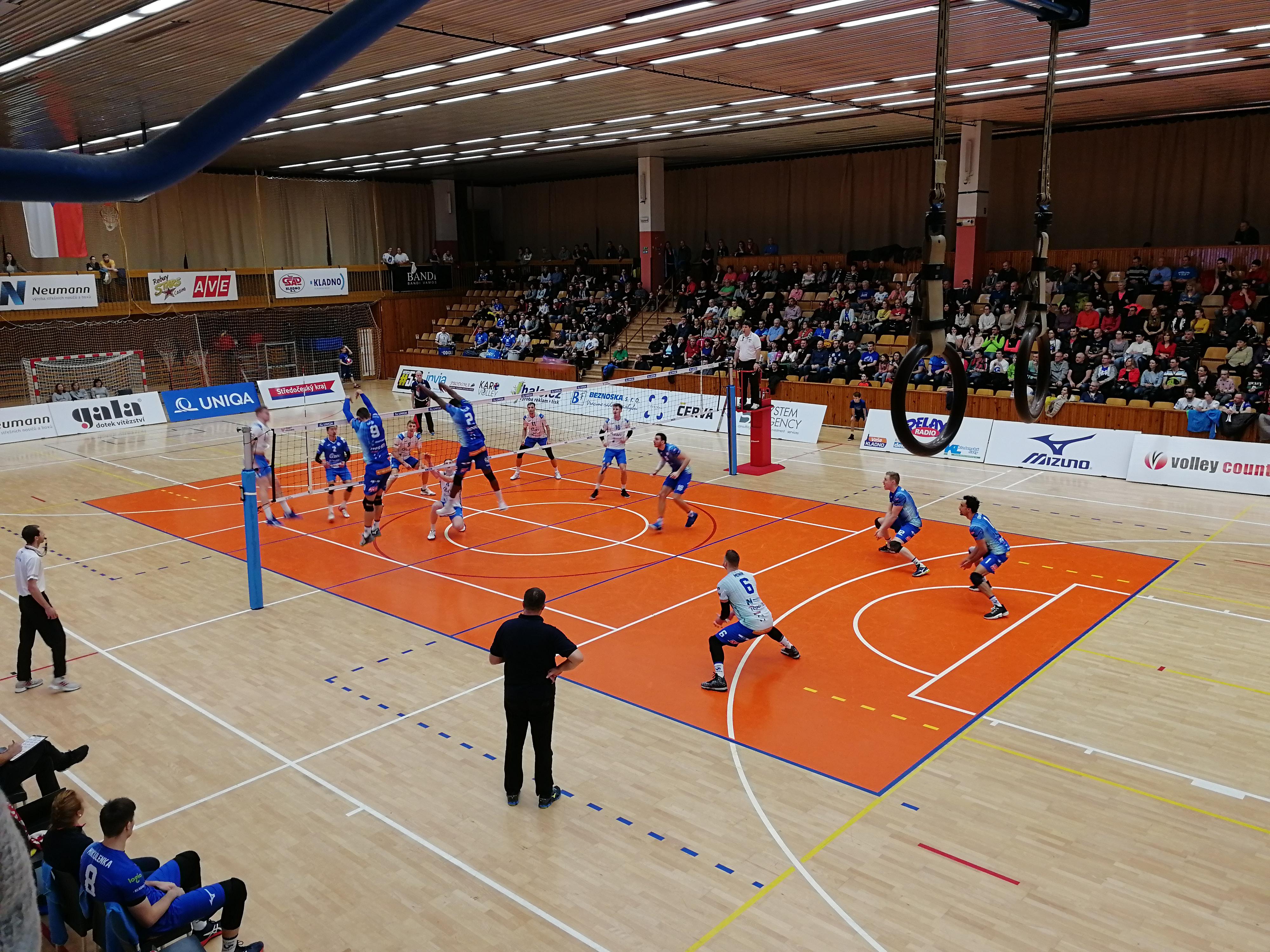 Kladenská sportovní hala foto 5