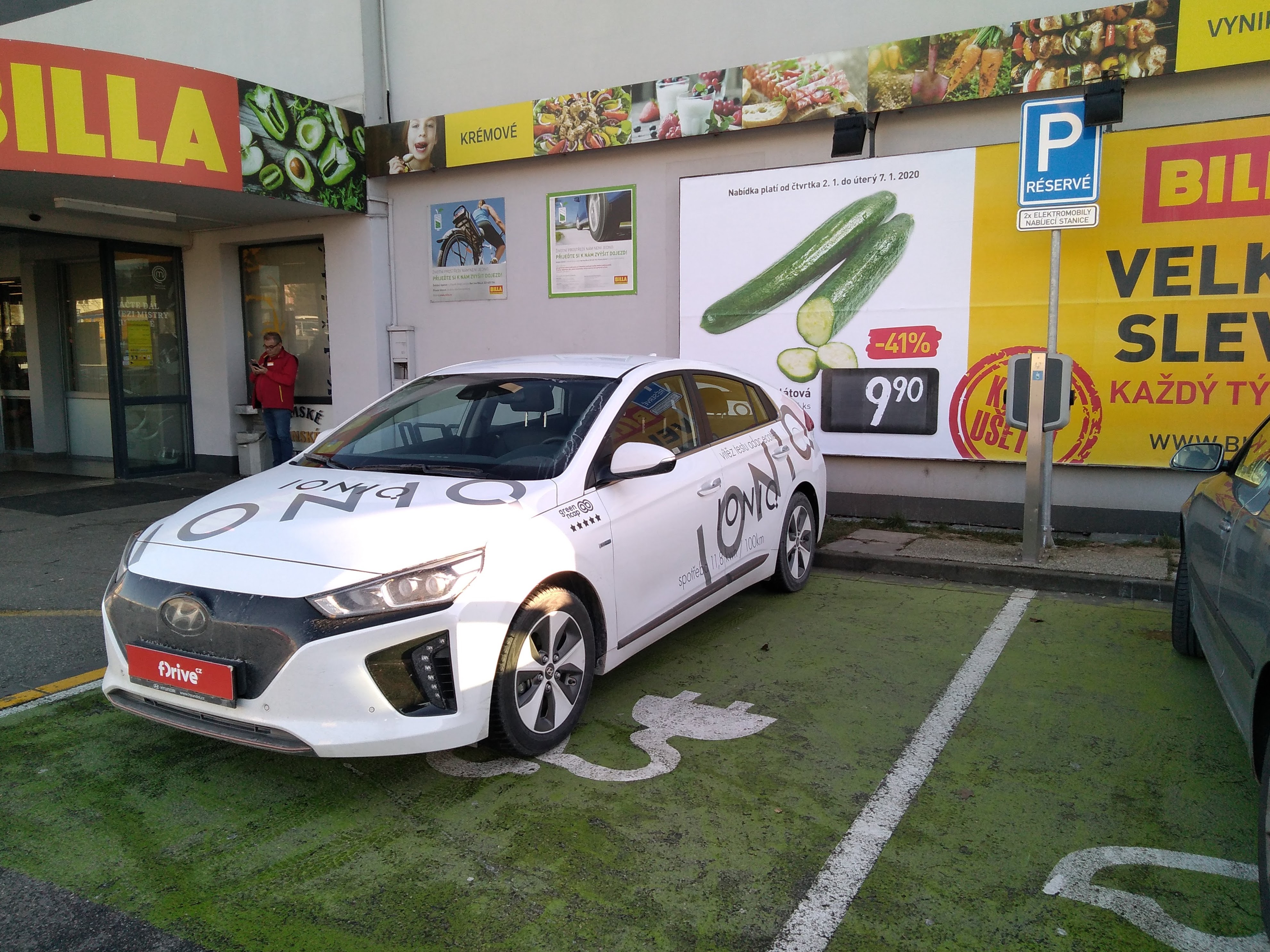 Nabíjecí stanice BILLA foto 2