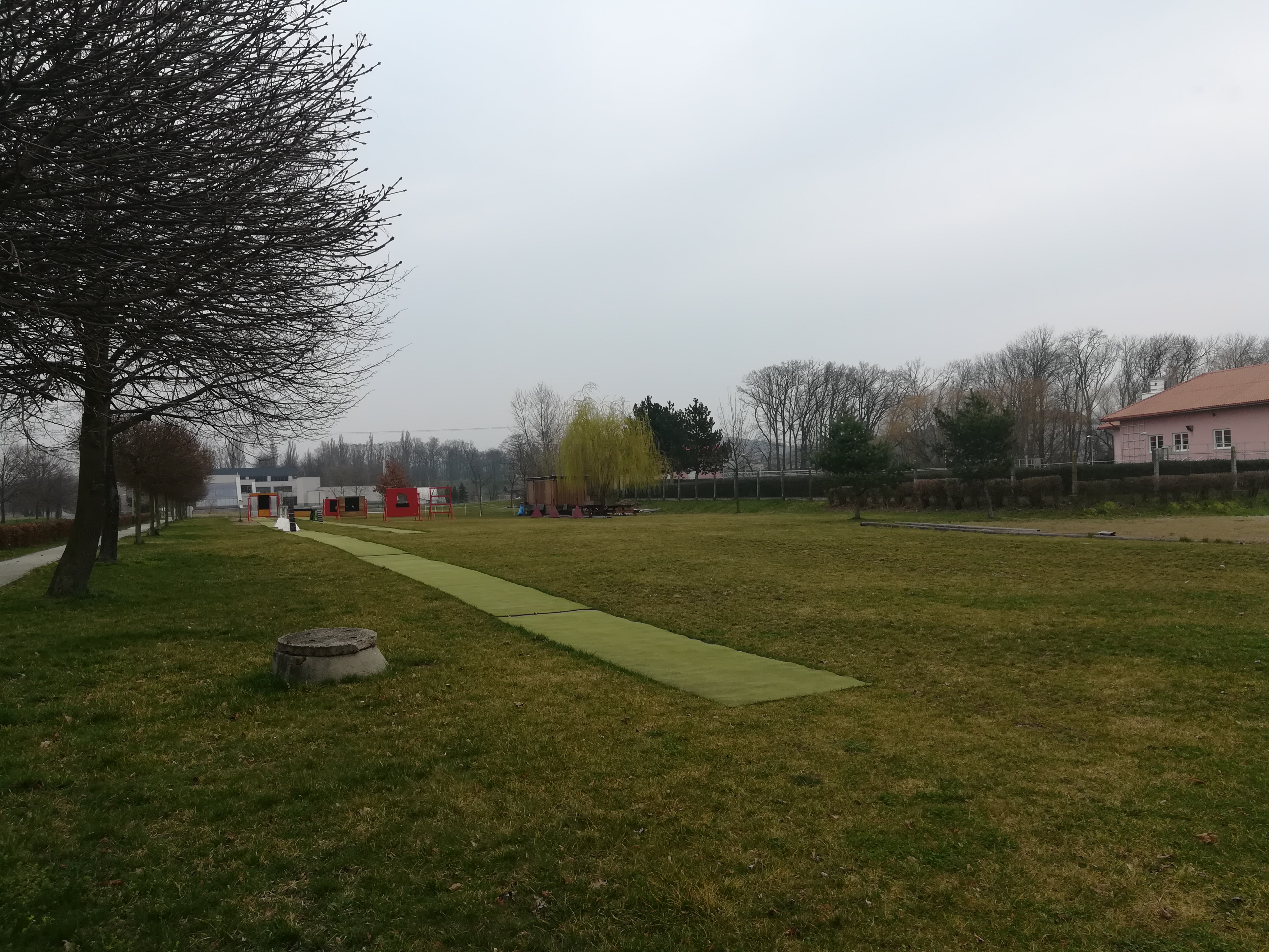 SDH Vědomice - hřiště foto 2