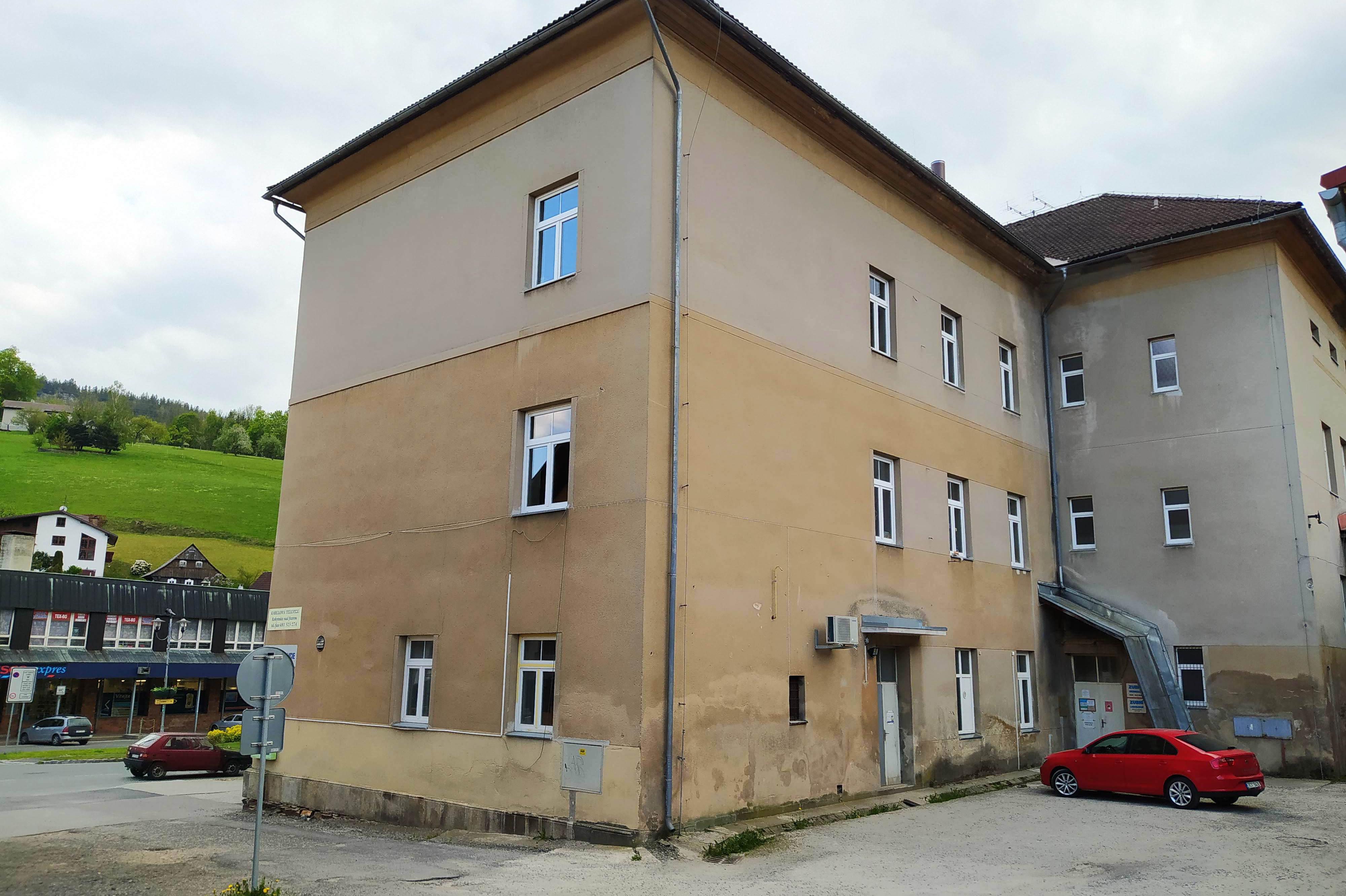 Stomatologická laboratoř u ZŠ