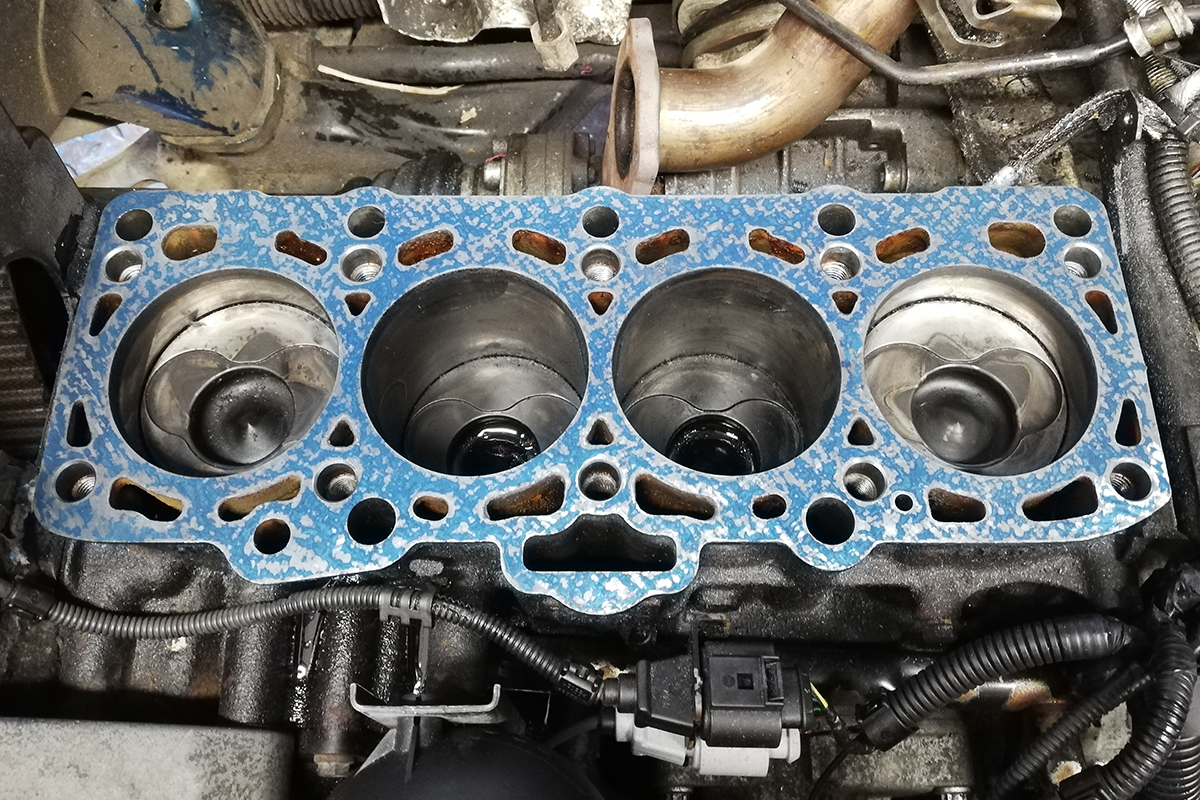 Rovnání bloků motorů - Bc. Michal Jánoš