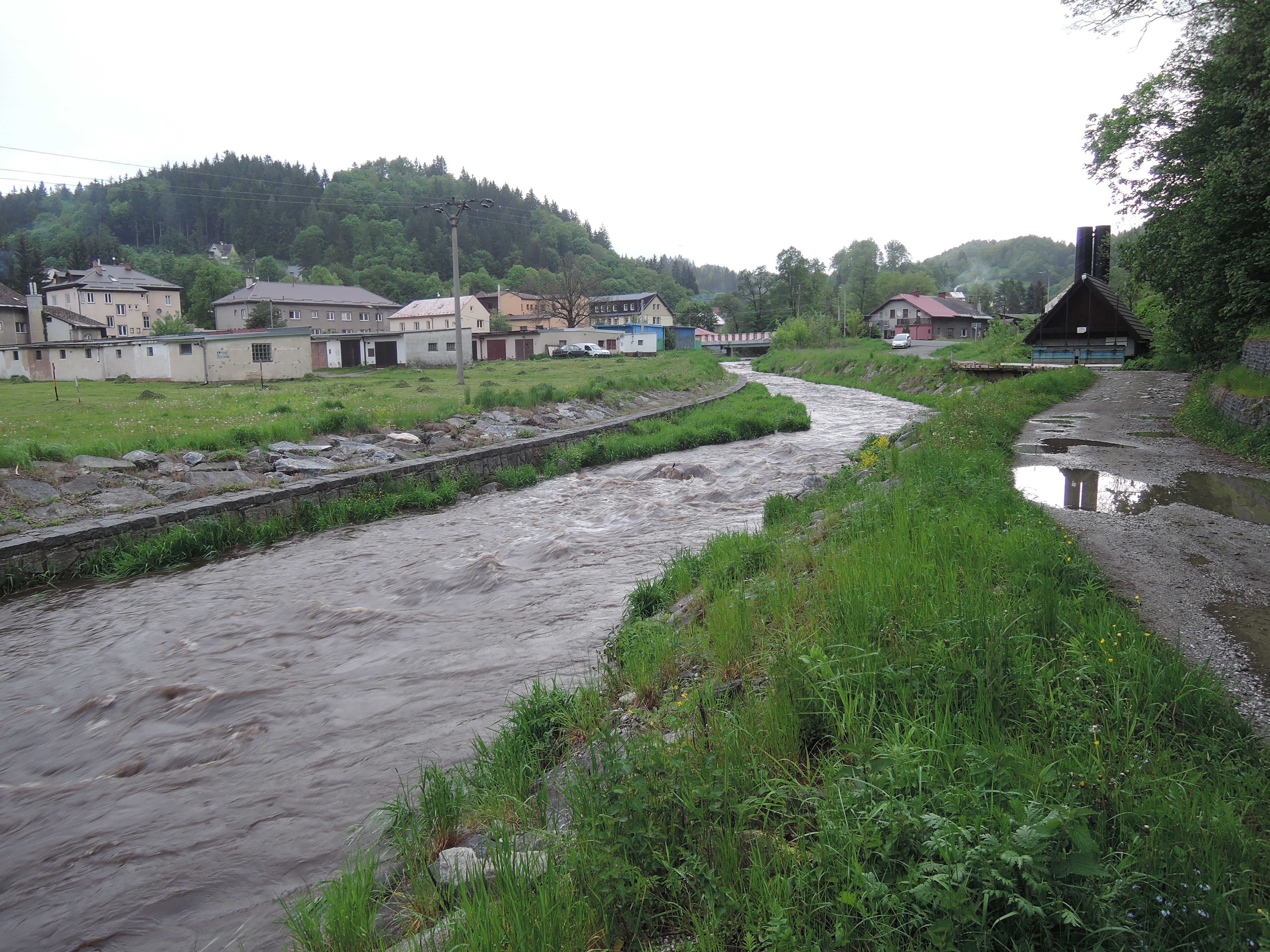 Tydra - Půjčovna lodí a raftů Morava foto 2