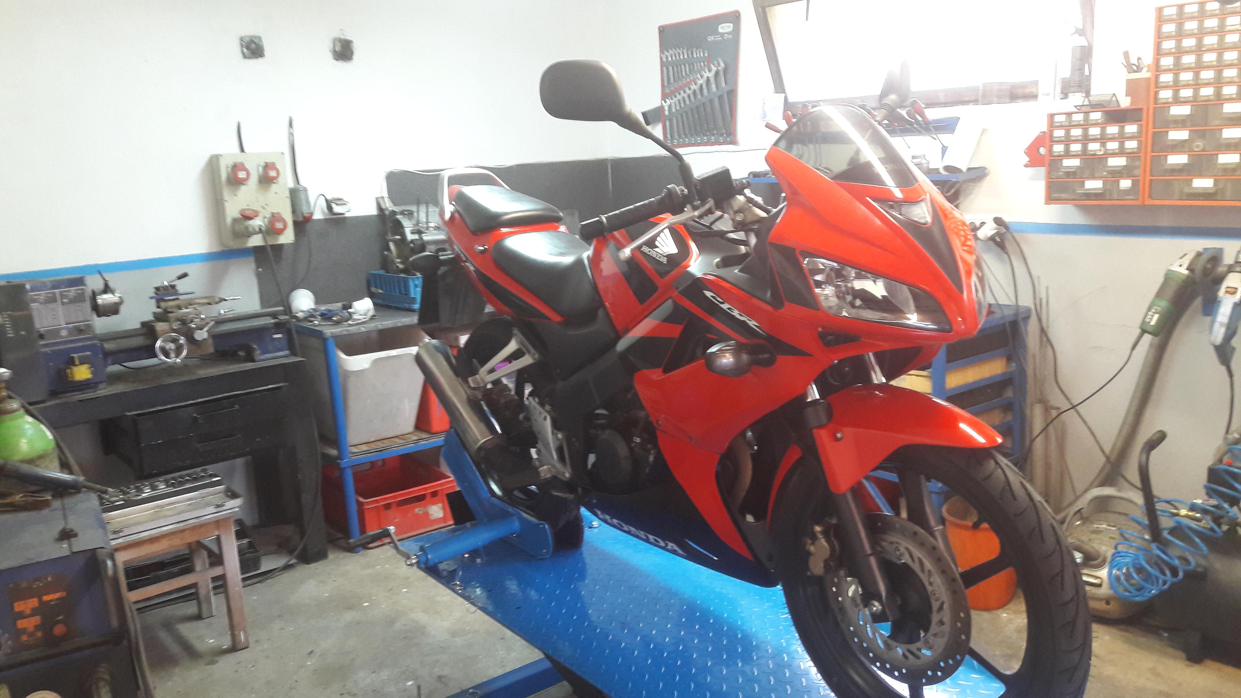 Motodílna Michajlec foto 4