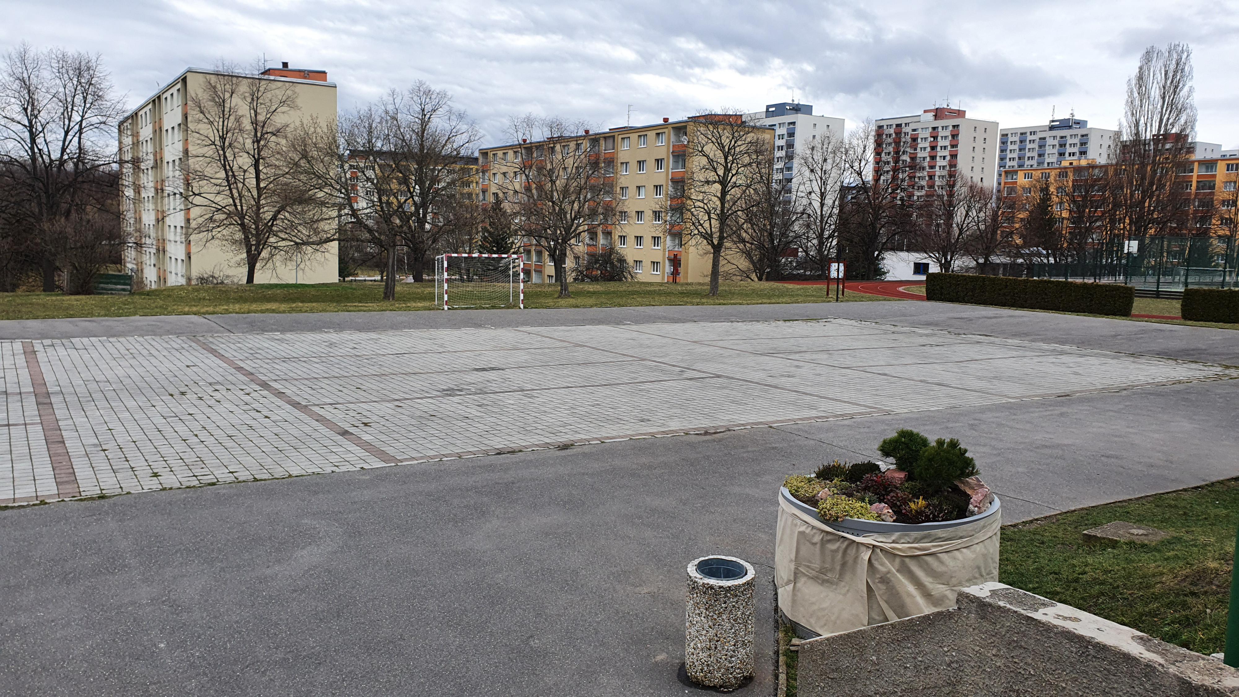 ZŠ a MŠ Červený vrch foto 2