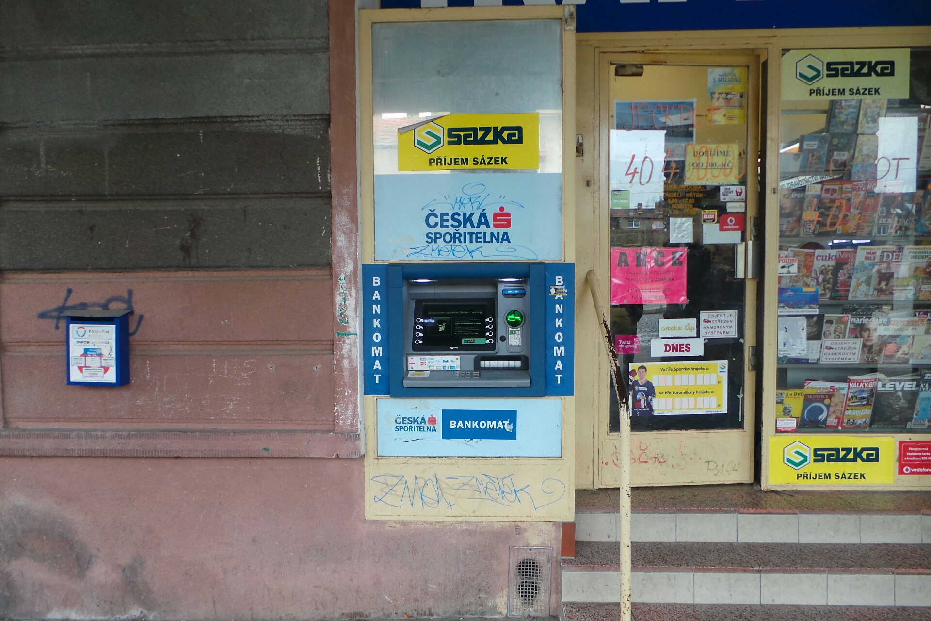 Bankomat České spořitelny foto 1