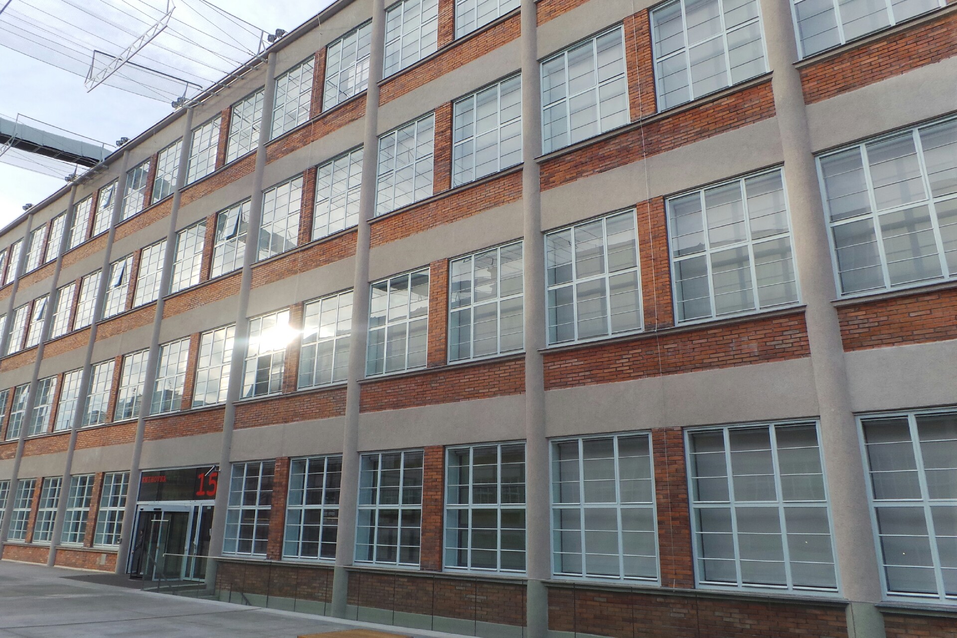 Krajská knihovna Františka Bartoše ve Zlíně foto 1