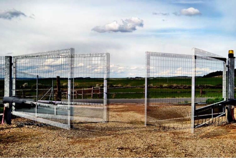 MALKOL CZO - rolety - vrata - mříže foto 2