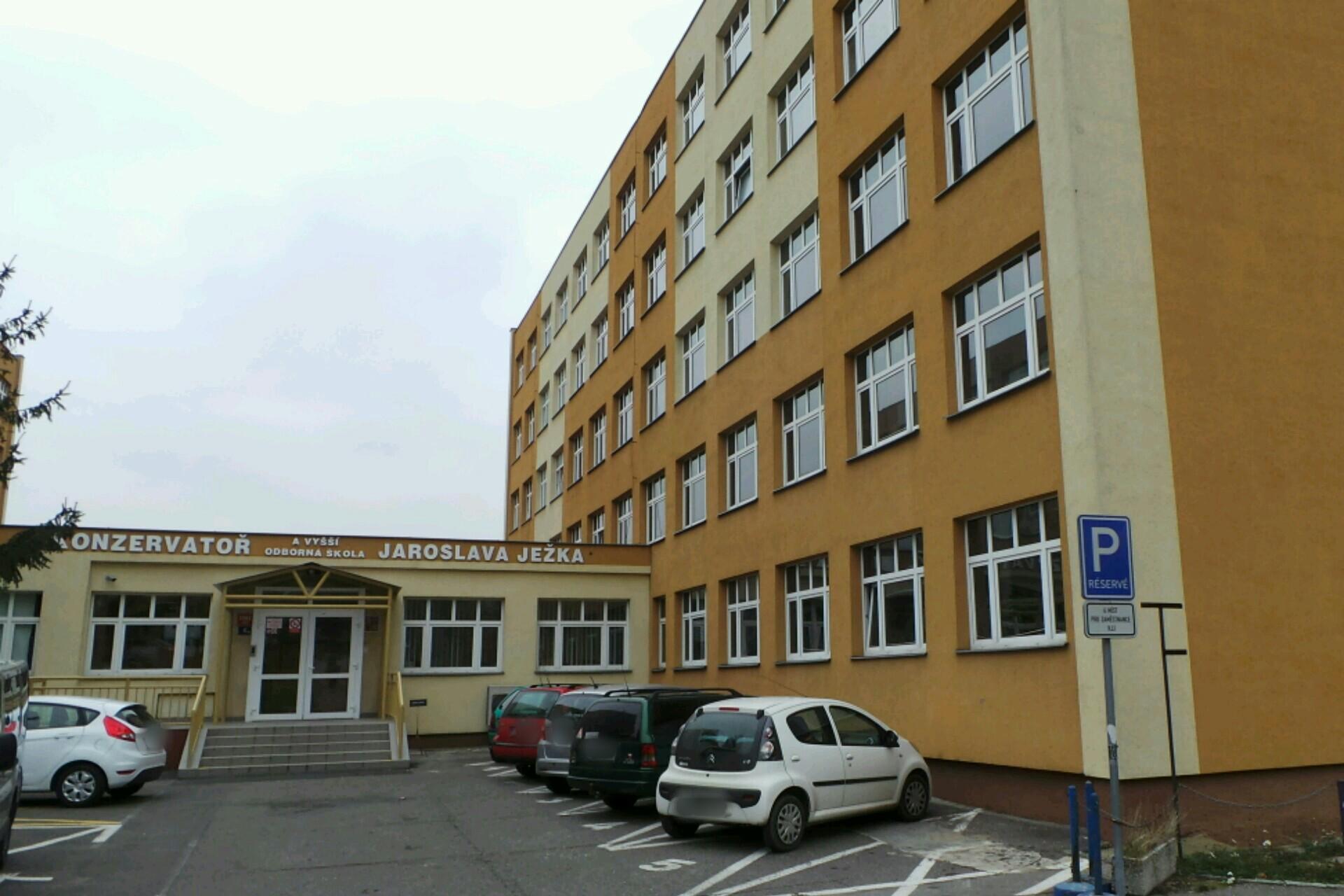 Konzervatoř a Vyšší odborná škola Jaroslava Ježka Praha - domov mládeže