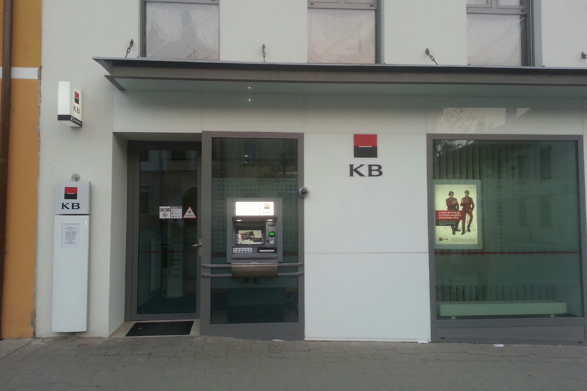 Bankomat Komerční banky foto 2