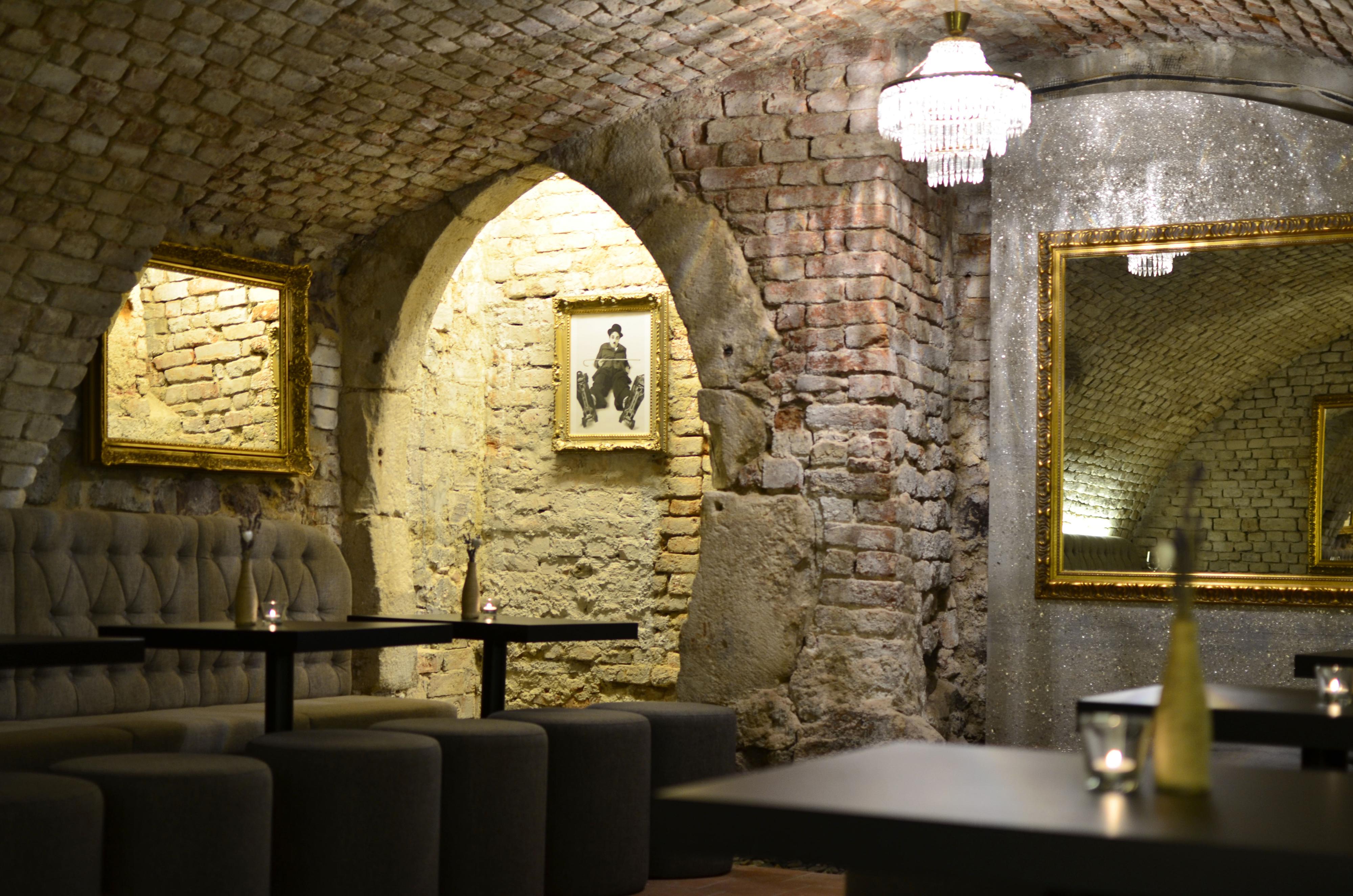 Point Café ● Bar ● Burger foto 2
