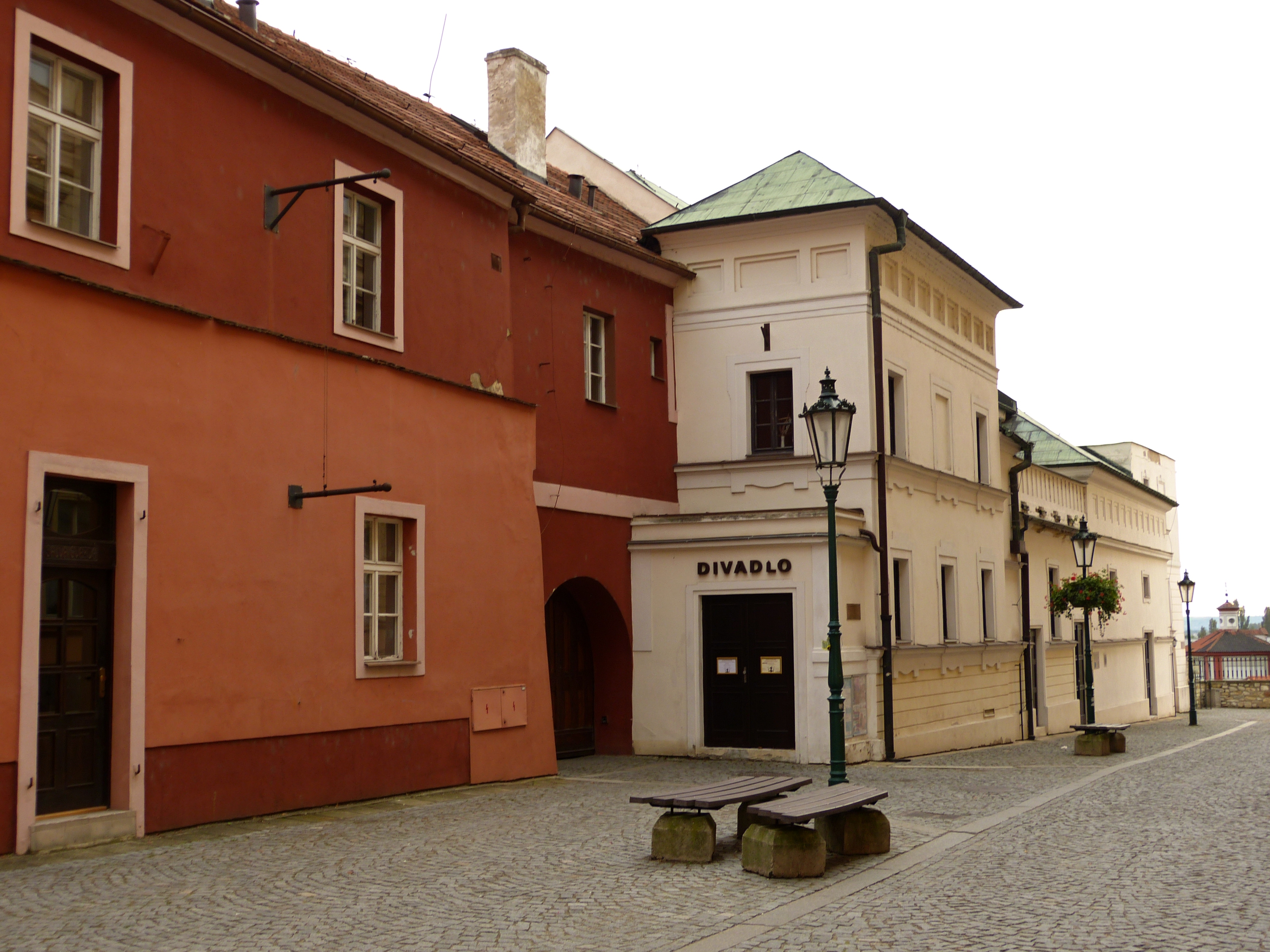 Divadlo K. H. Máchy foto 2