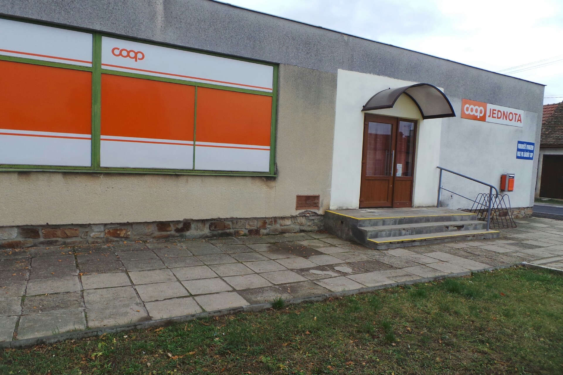 JEDNOTA, spotřební družstvo, Moravský Krumlov – COOP