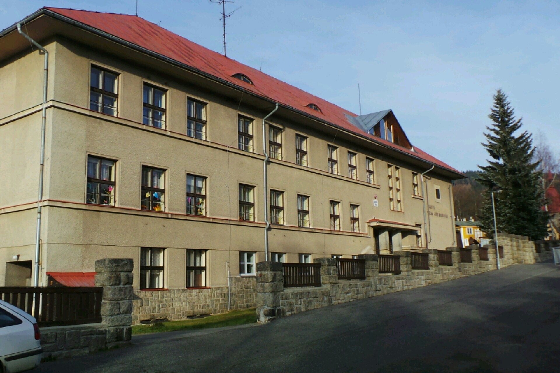 ZŠ Dr. h. c. Jana Masaryka Harrachov