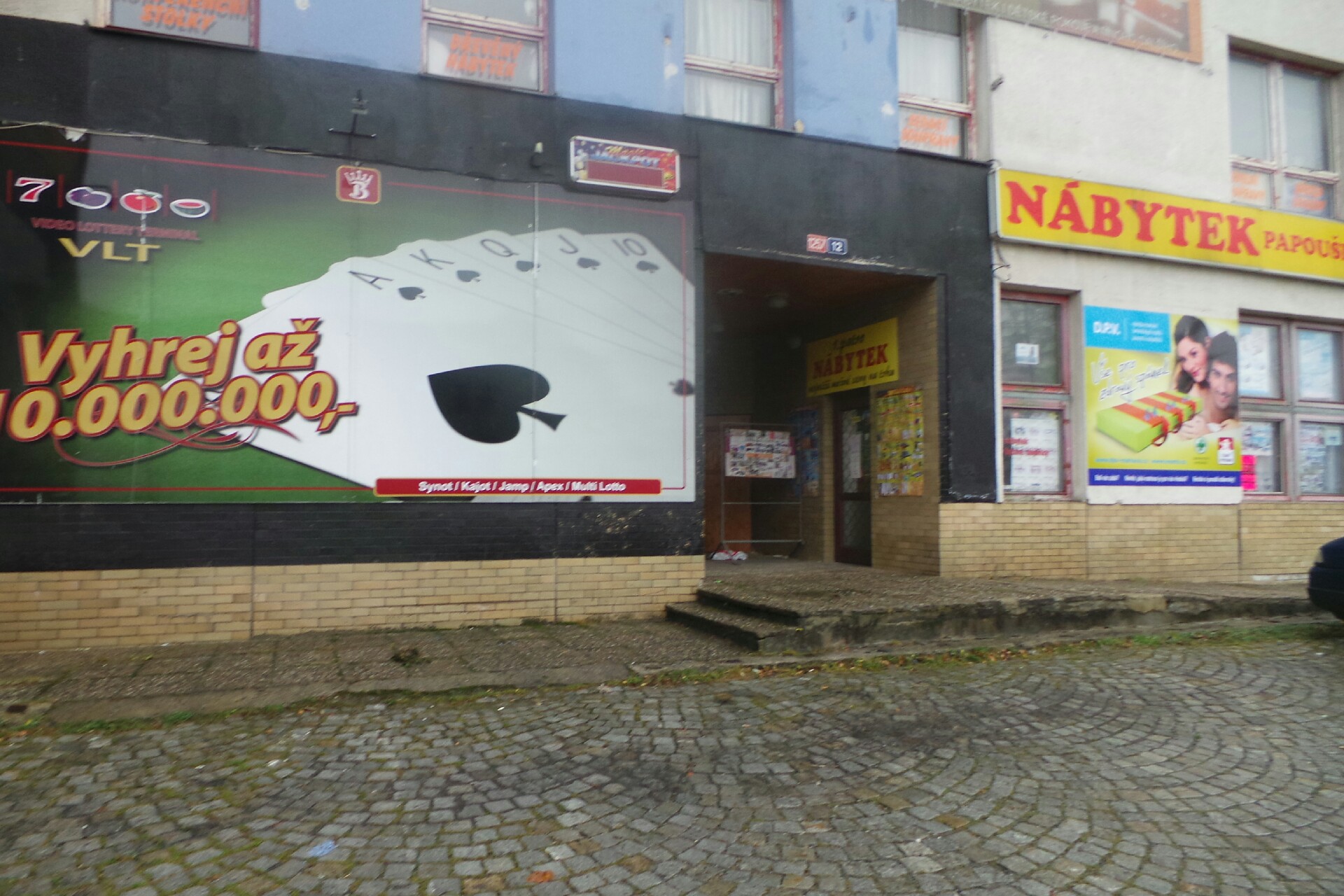 Centrum nábytku Papoušek