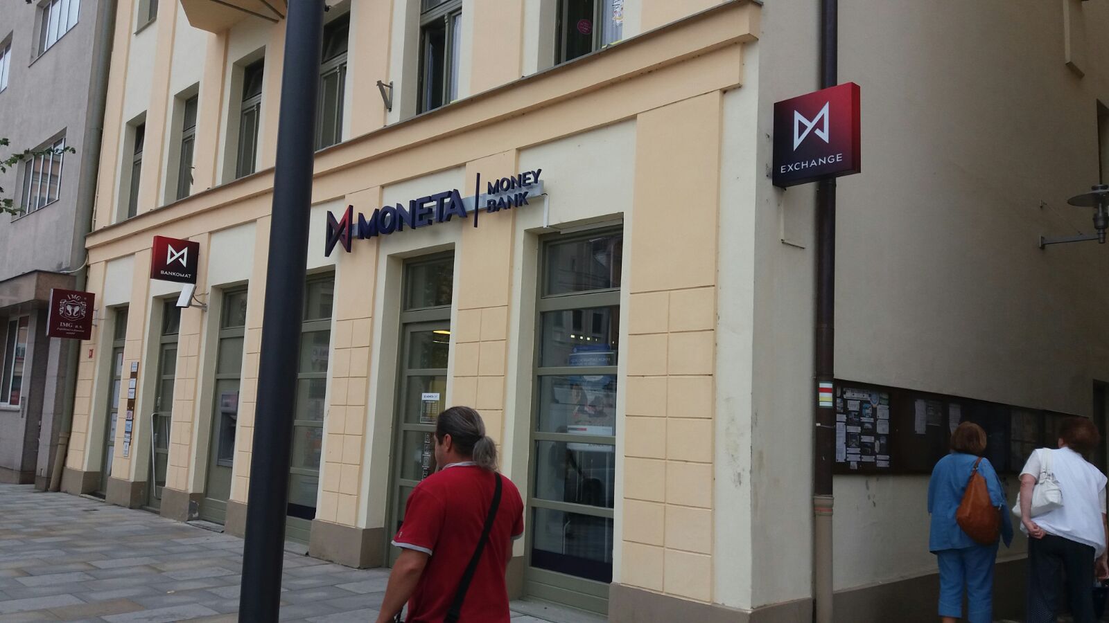 MONETA Money Bank foto 2