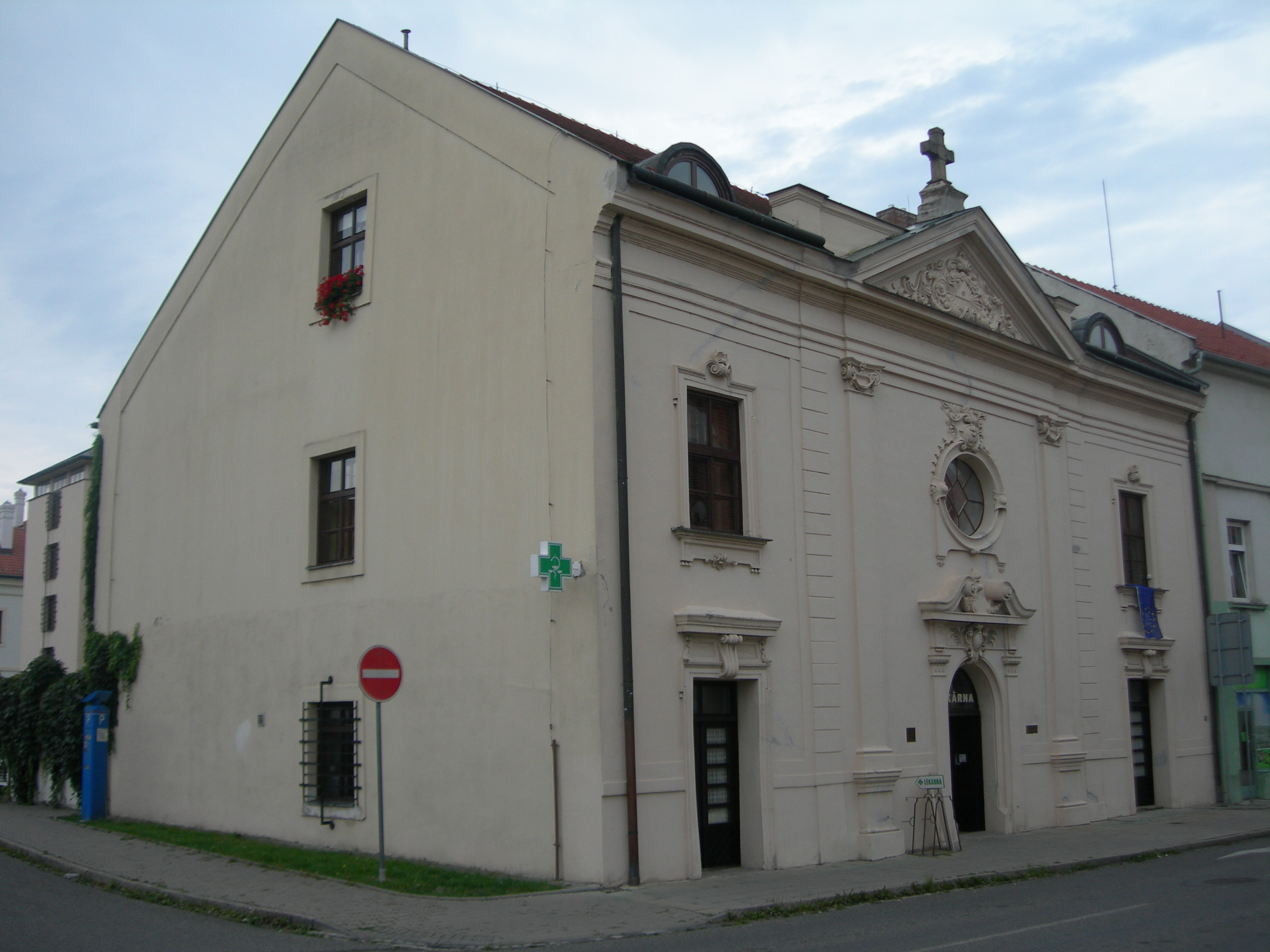 Lékárna U sv. Alžběty foto 3