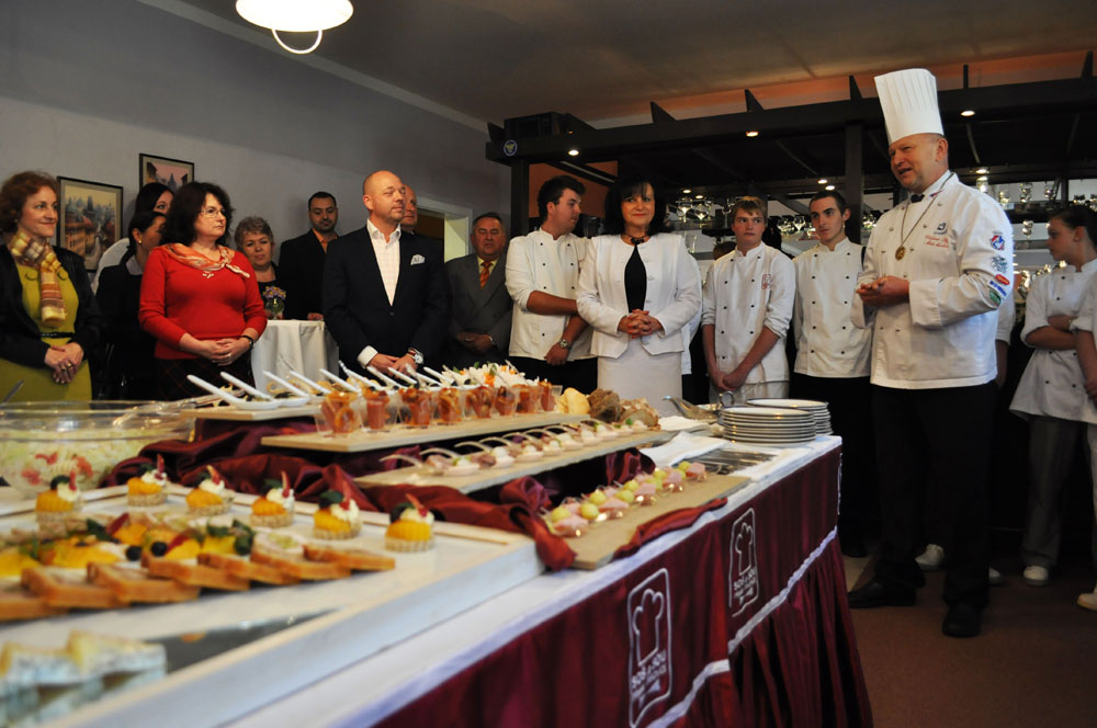 SOŠ a SOU Praha - Čakovice