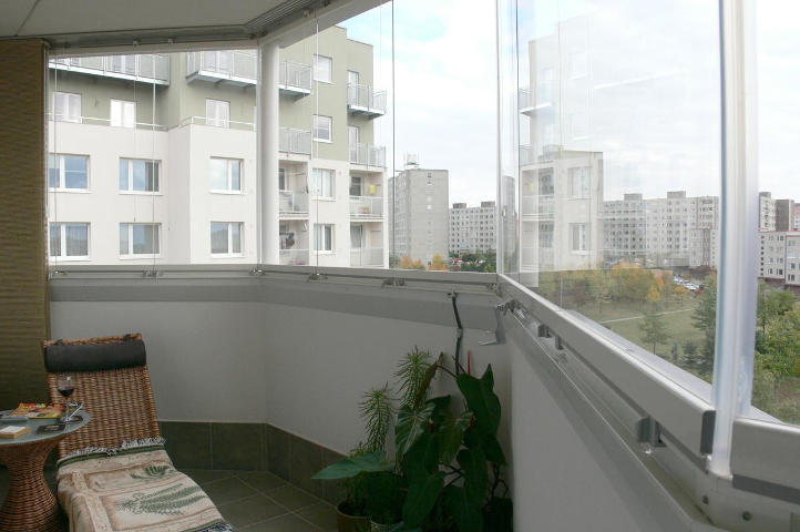 HELIA Zasklívání balkonů foto 2