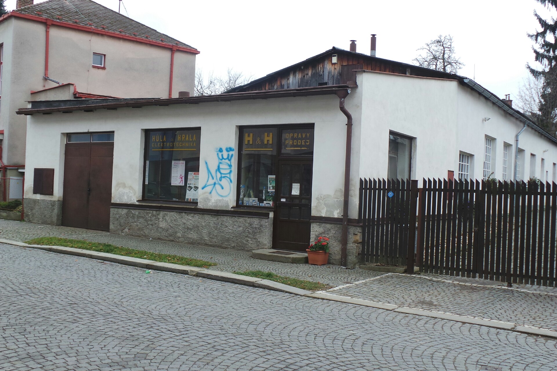 Centrální vysavače - Hůla & Hrala Elektrotechnika